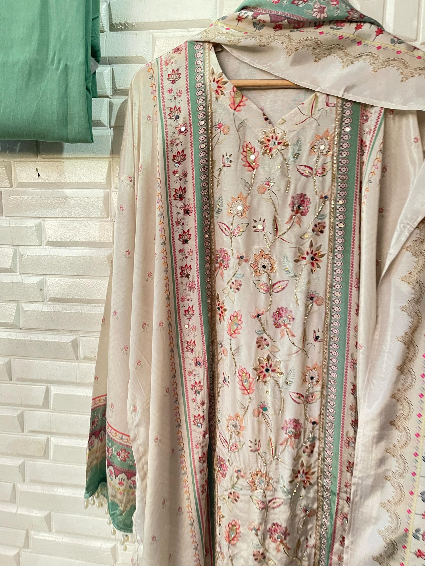 Muslin Silk Unstitched Ladies Suit Rc16712