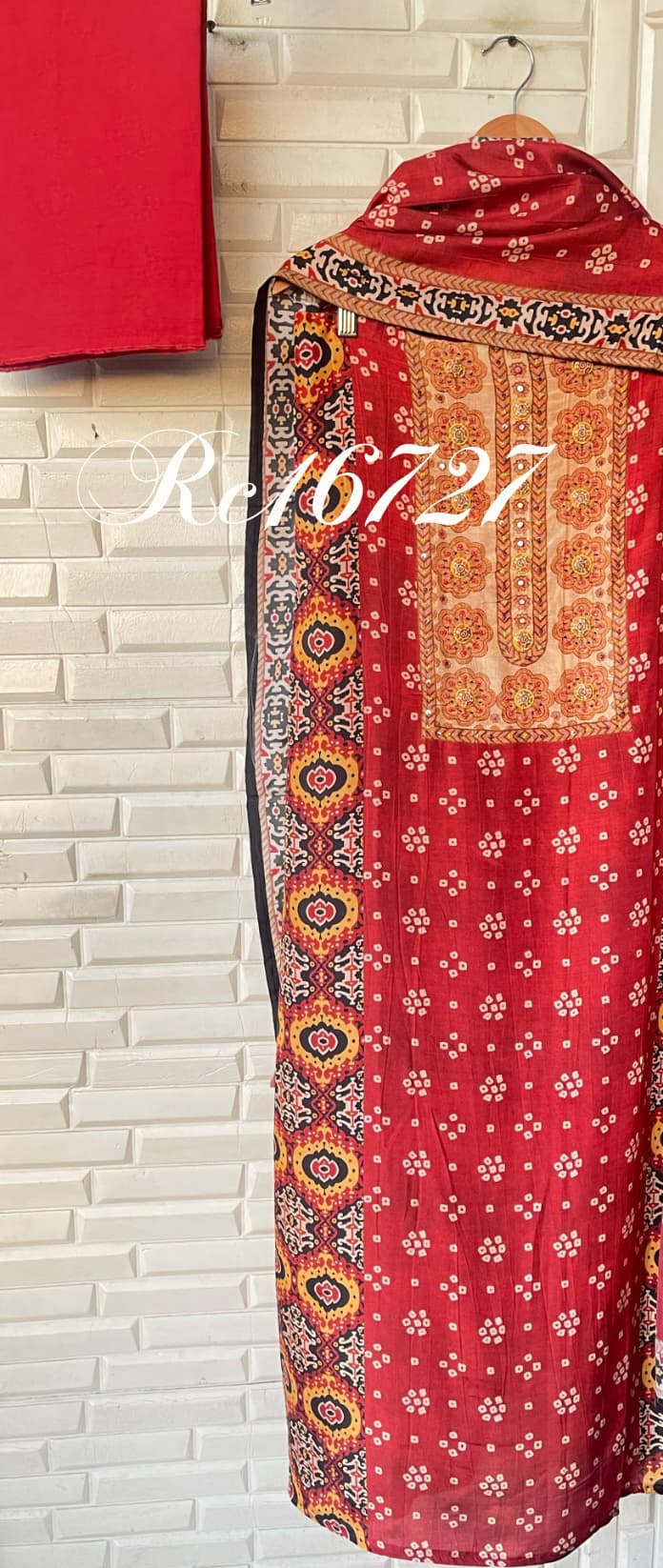 Muslin Unstitched Ladies Suit Rc16727