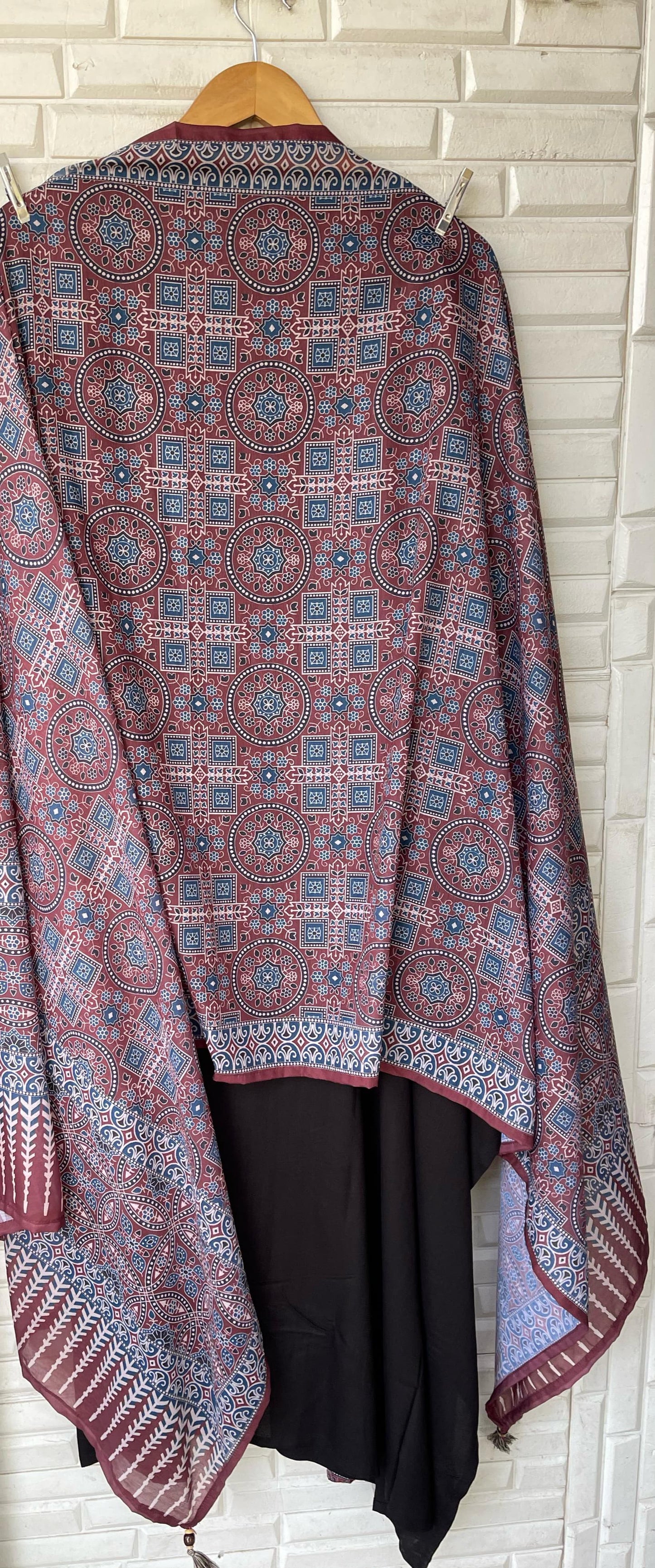 Fine Cotton Unstitched Ladies Suit Rc16694