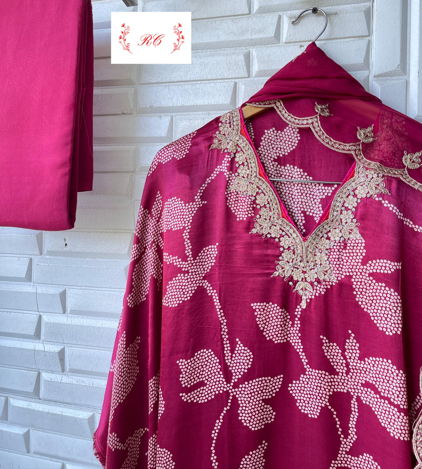 Pure Silk Printed Unstitched Ladies Suit Rc 15478