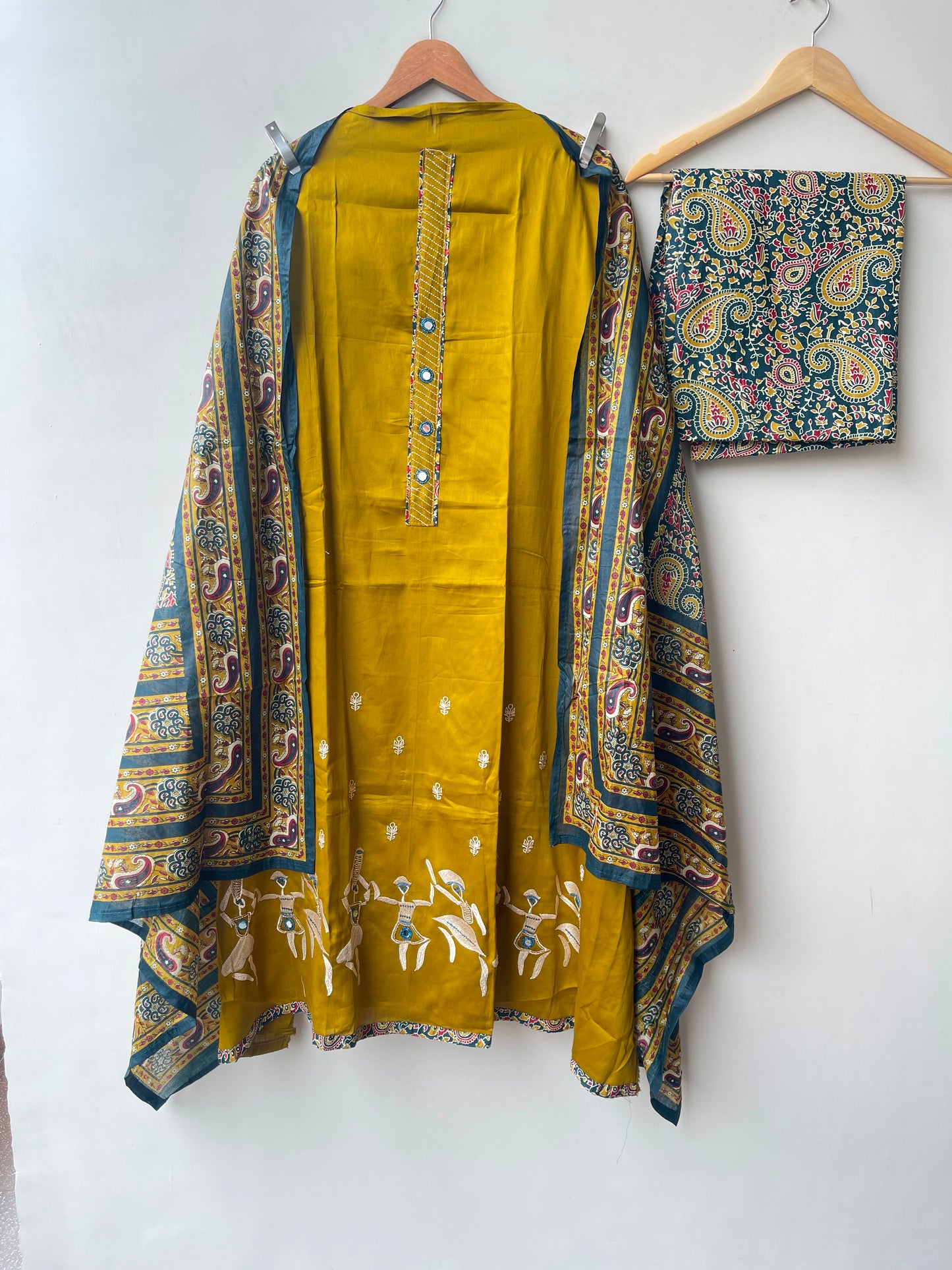 Worli art inspired cotton ladies unstitched suit Rc19082 (c)
