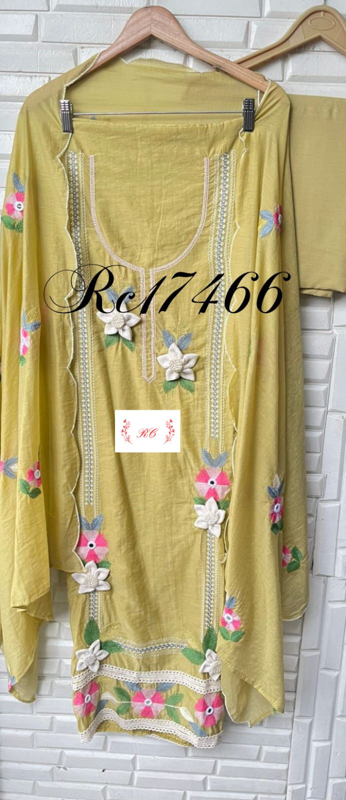 Mul chanderi unstitched ladies suit Rc17466 (a)