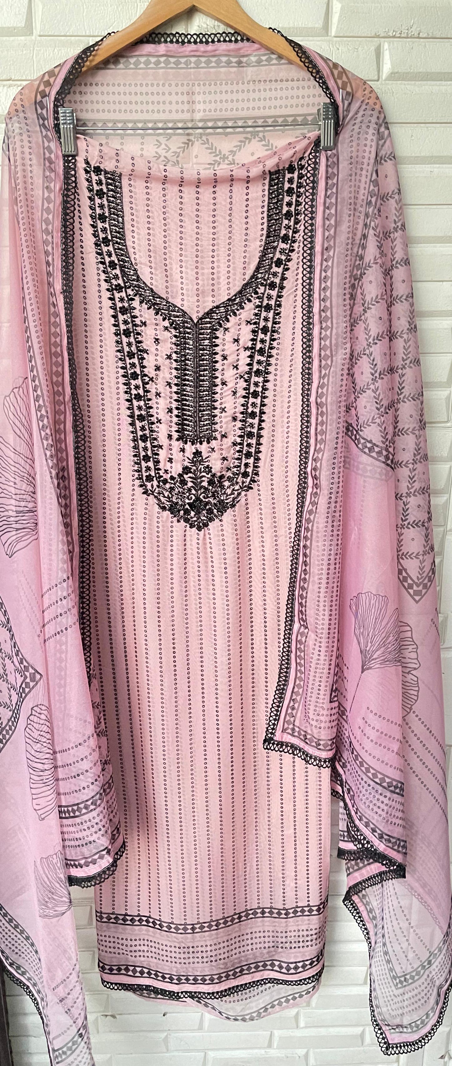 Organza unstitched ladies suit Rc17515  (a)