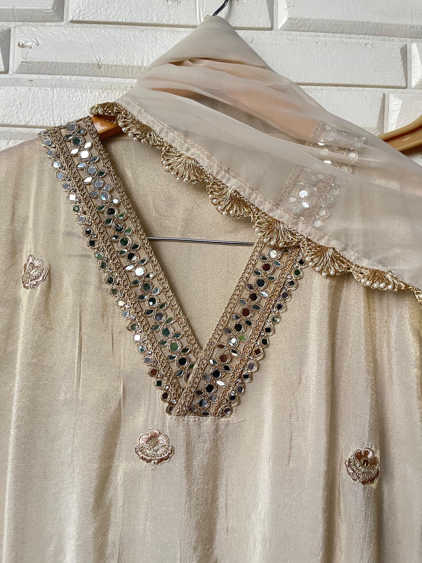 Shimmer silk unstitched ladies suit Rc17832