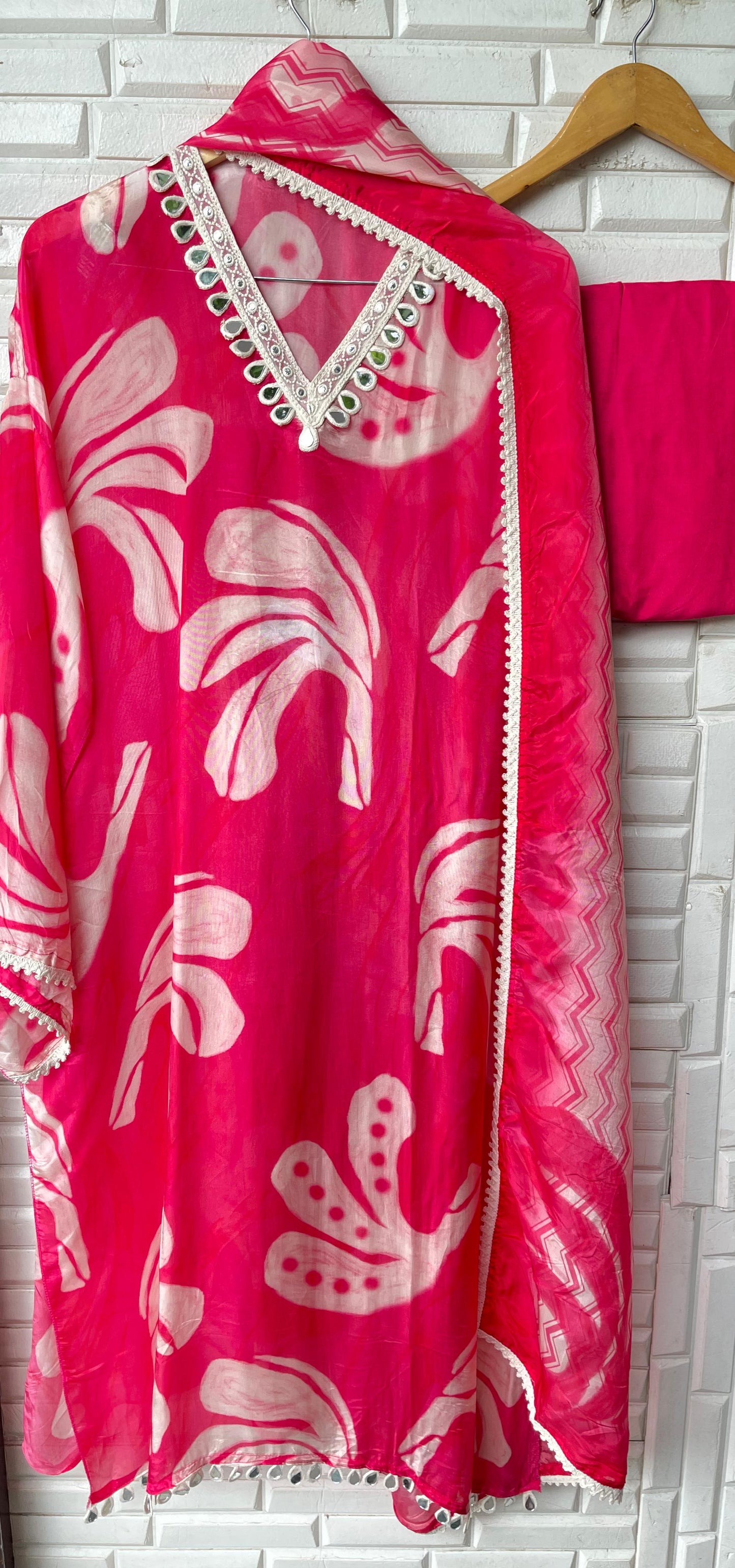 Crepe satin unstitched ladies suit Rc17659
