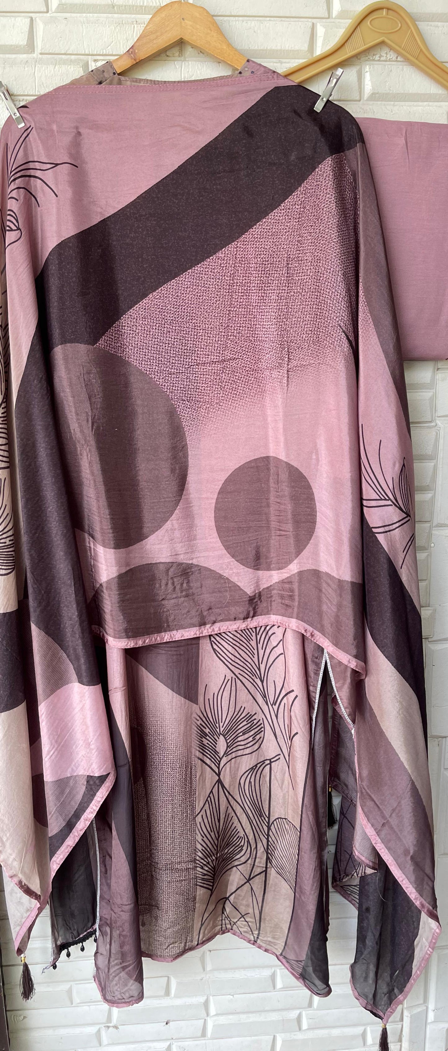 Satin crape unstitched ladies suit Rc17782