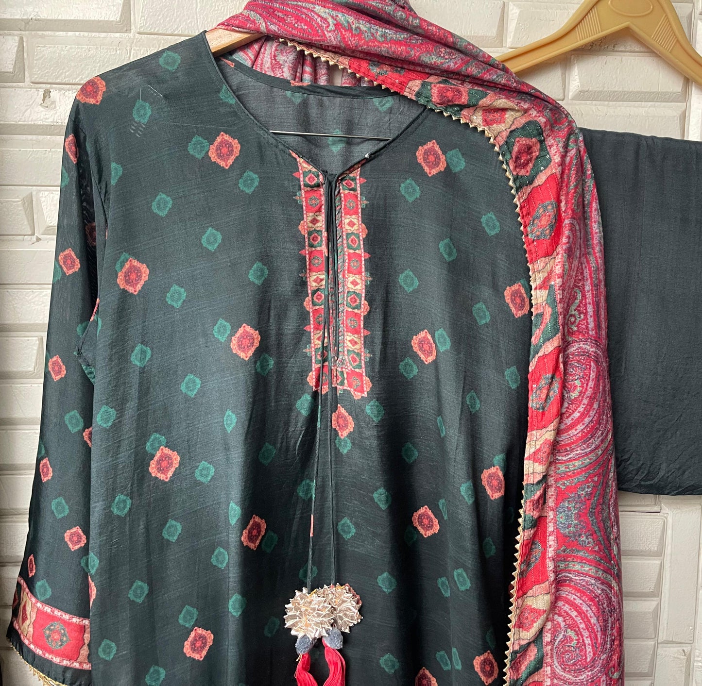 Muslin unstitched ladies suit Rc17468