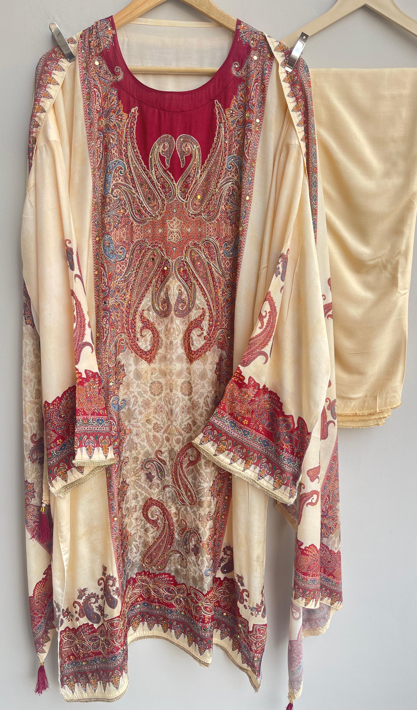 Muslin silk unstitched ladies suit Rc17944