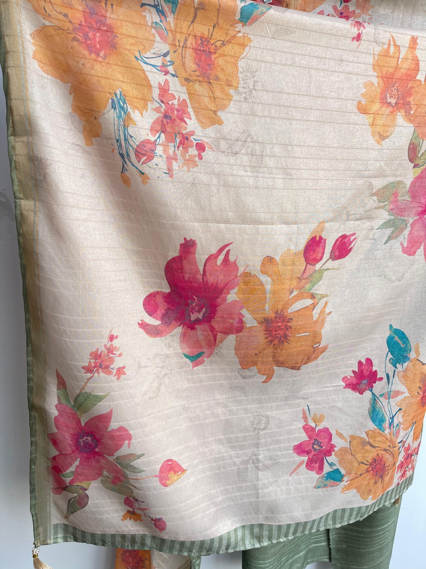 Silk unstitched ladies suit Rc18432 (b)