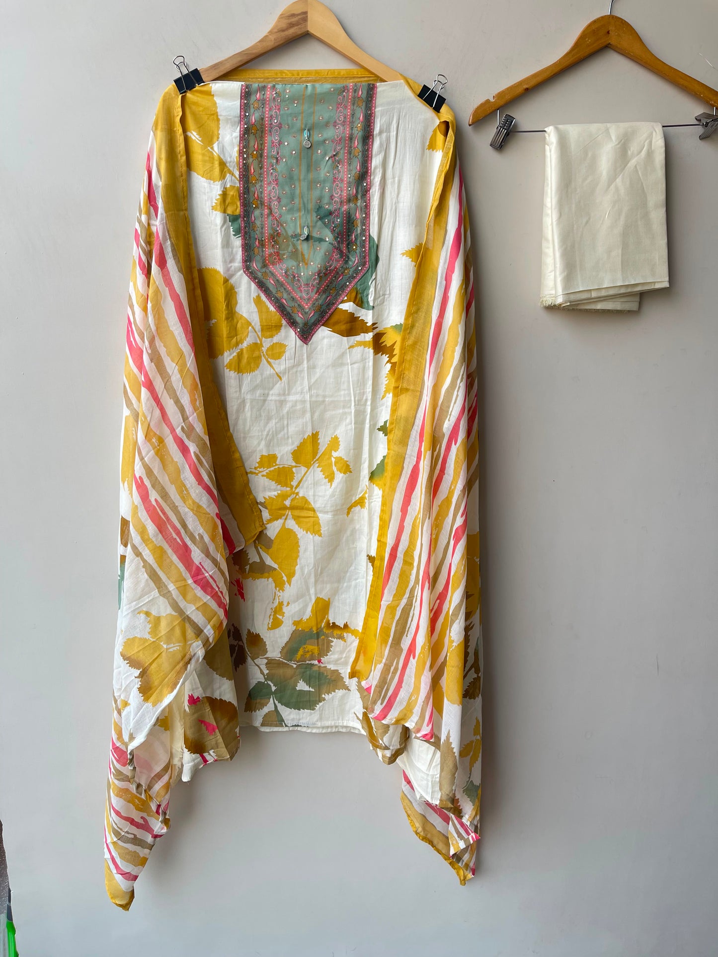 Cotton printed stitched ladies suit Rc19180