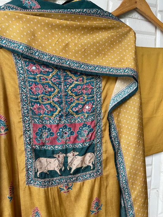 Muslin unstitched ladies suit Rc17551