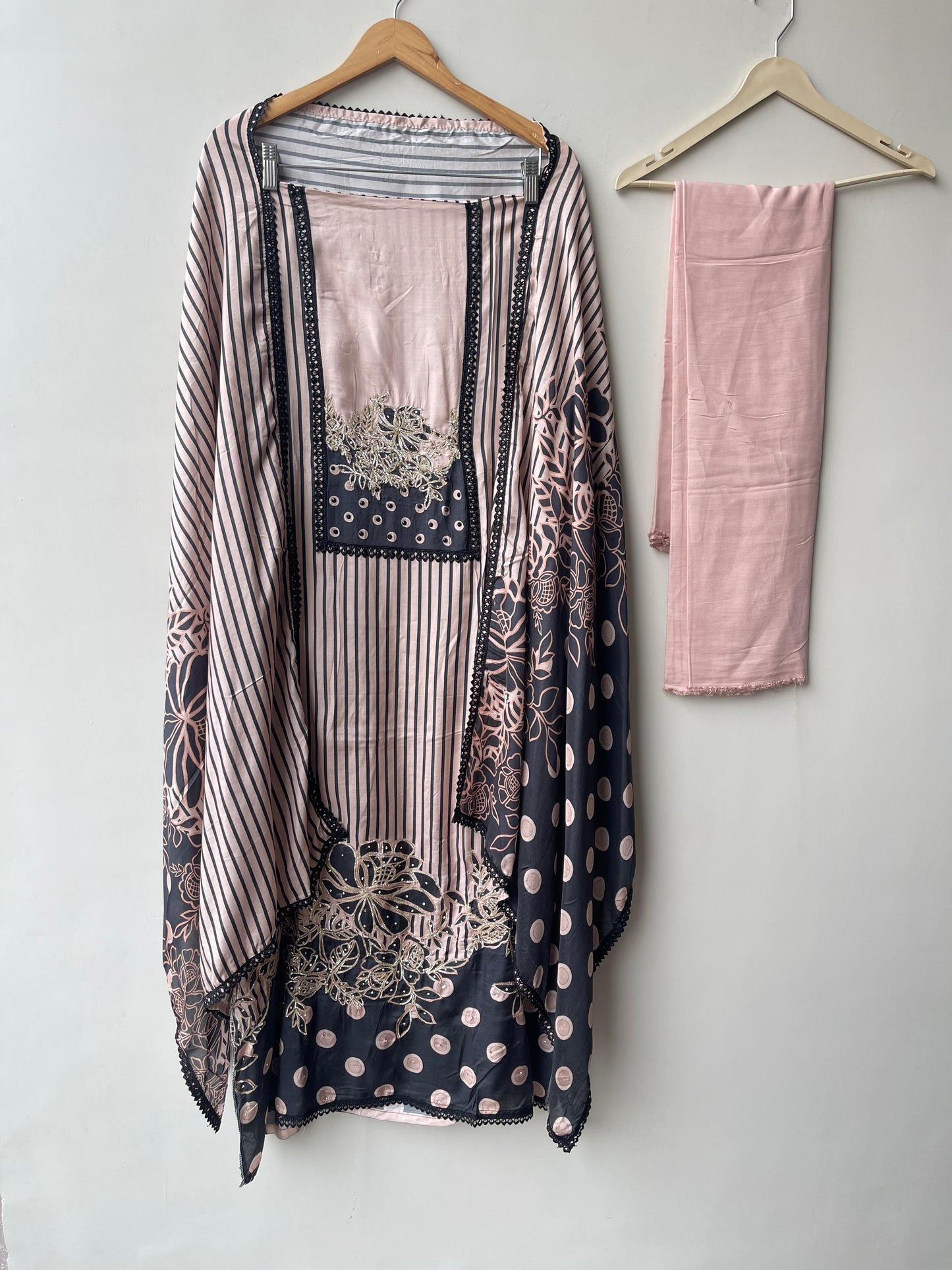 Muslin Printed Unstitched Ladies Suit RC-18764 โ view 9