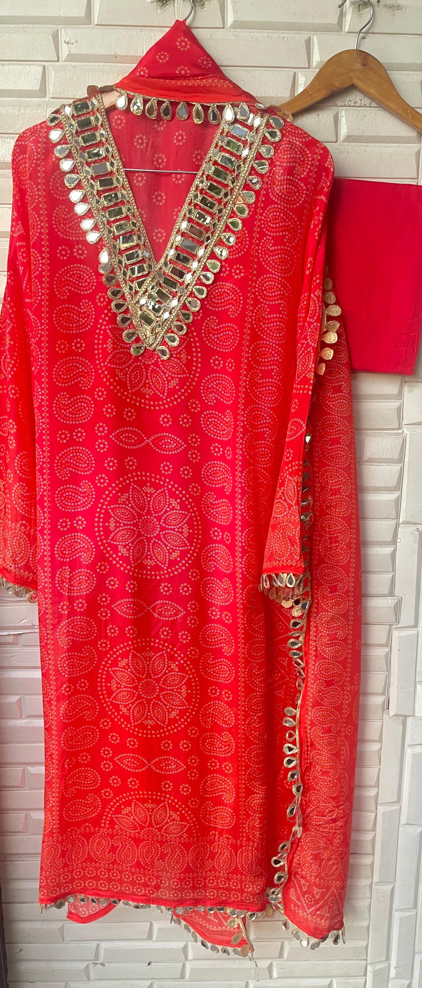 Satin crape unstitched ladies suit Rc17759