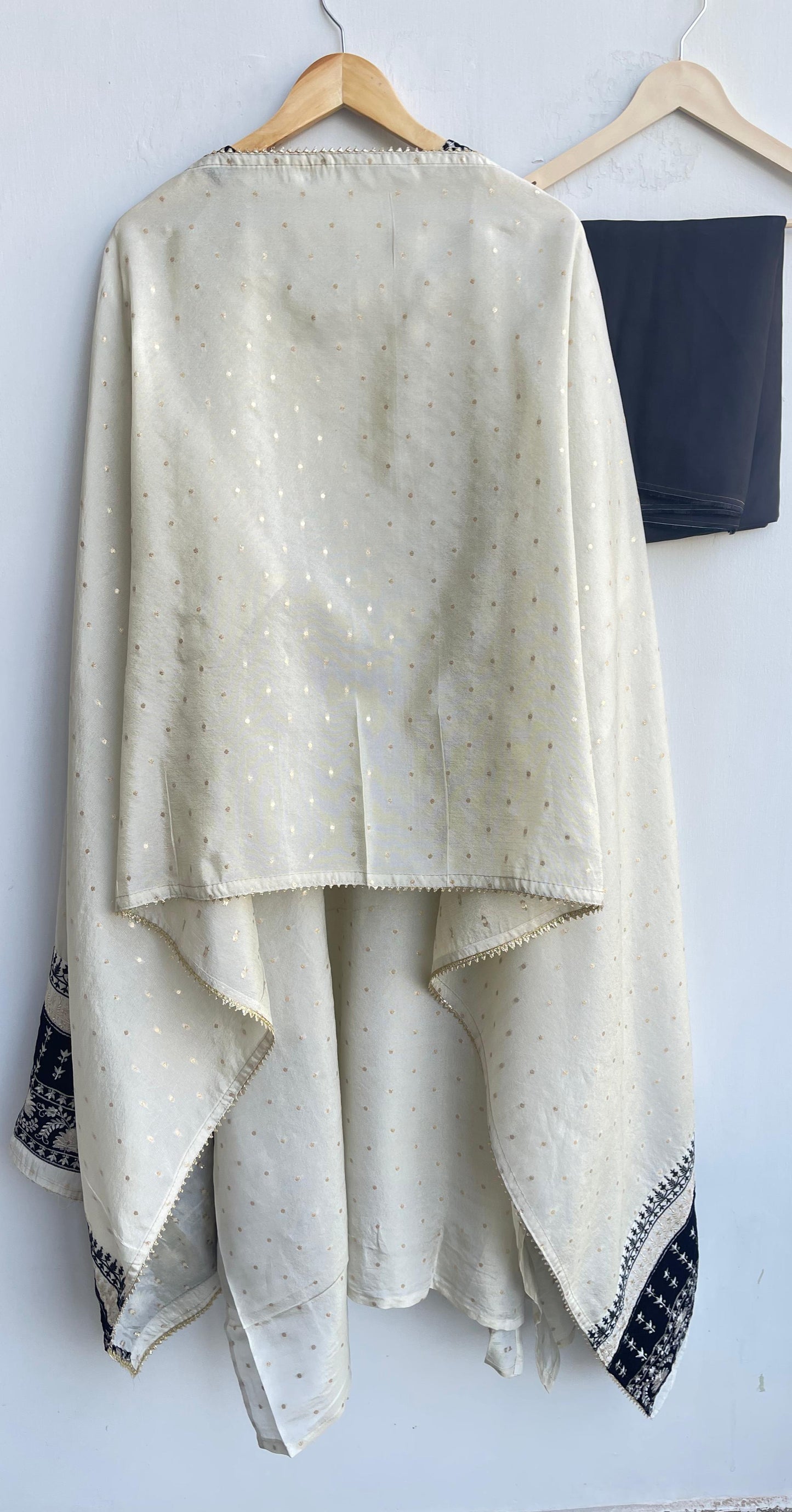 Banarasi shimmer silk unstitched ladies suit Rc17877