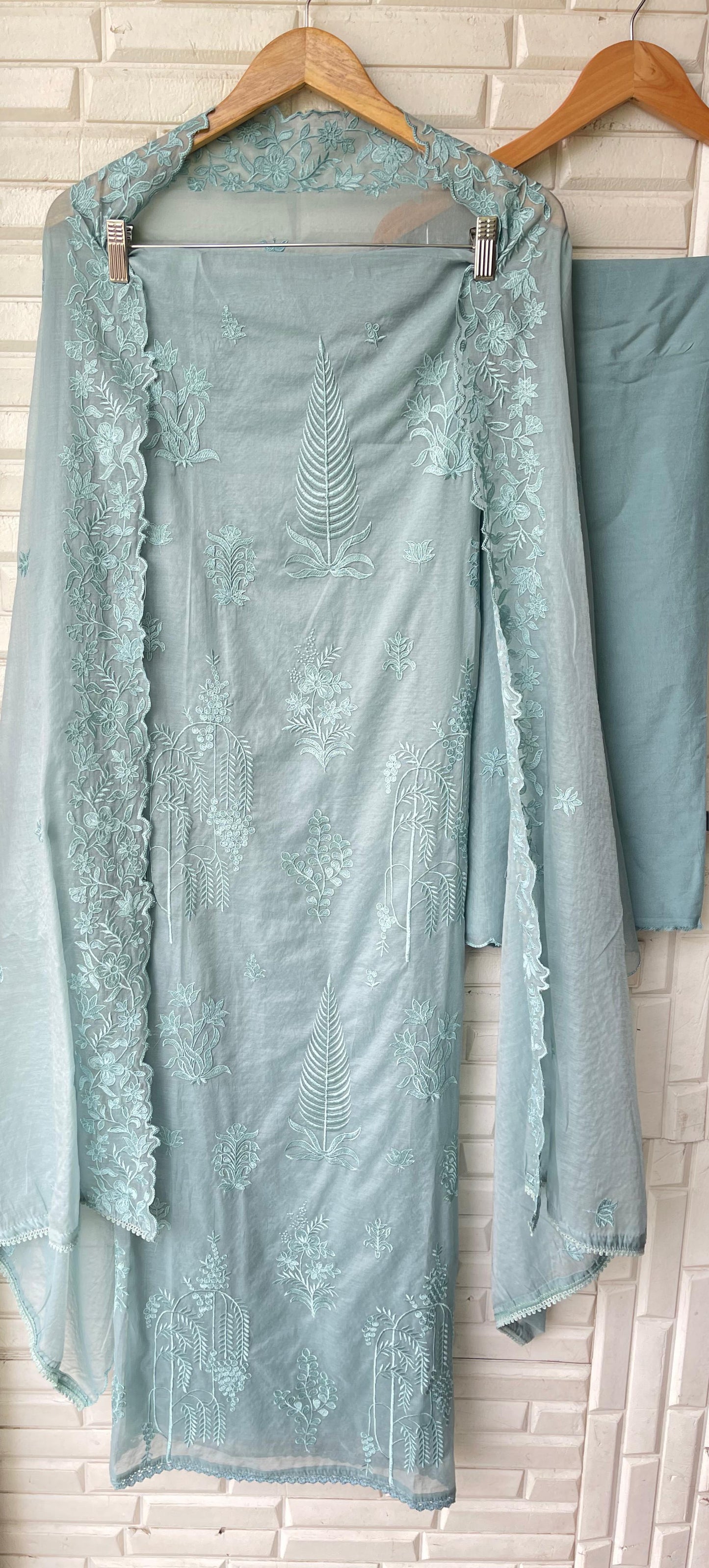 Mul chanderi unstitched ladies suit Rc17410 (a)