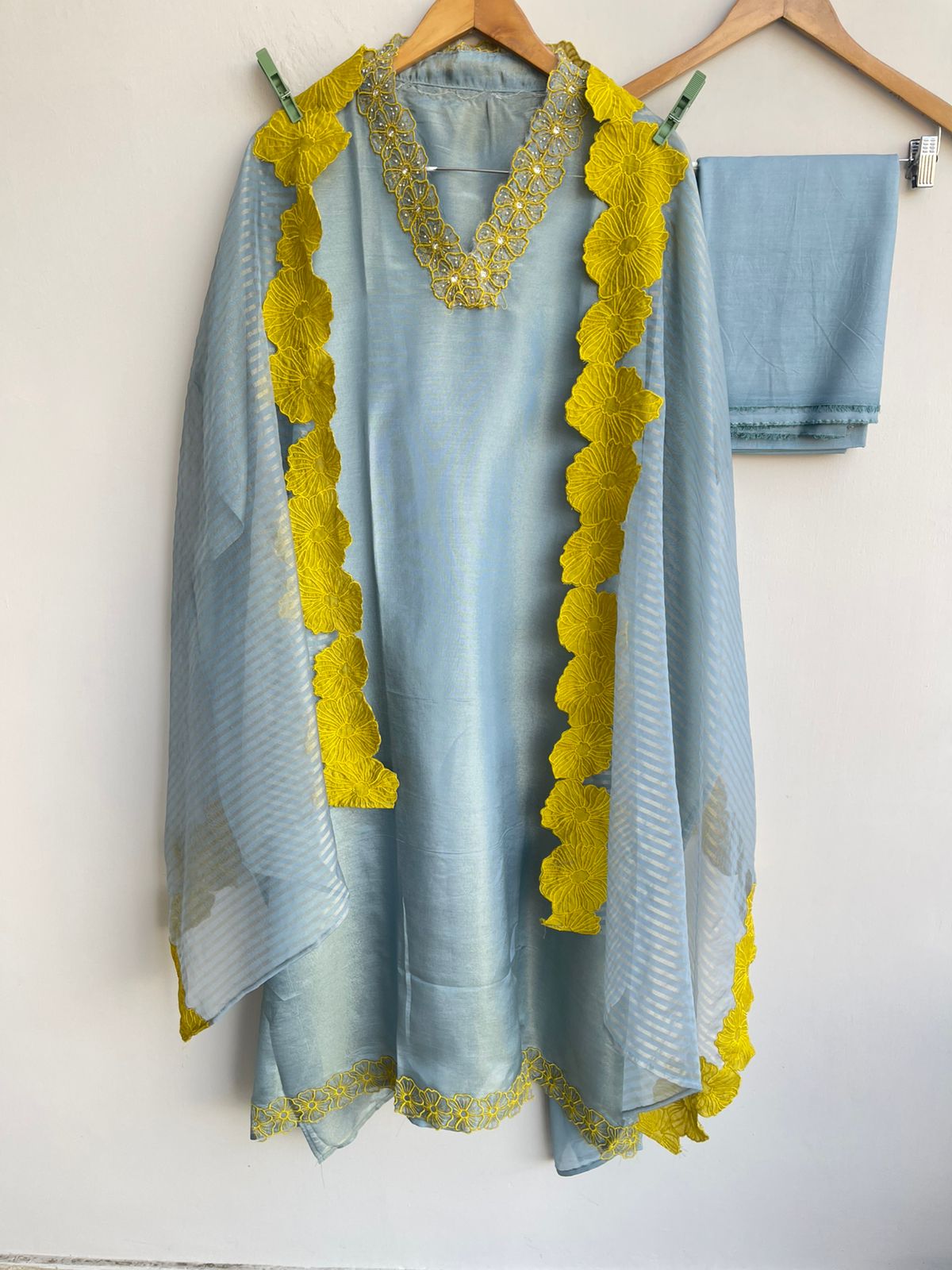 Shimmer organza unstitched ladies suit Rc18569 (b)