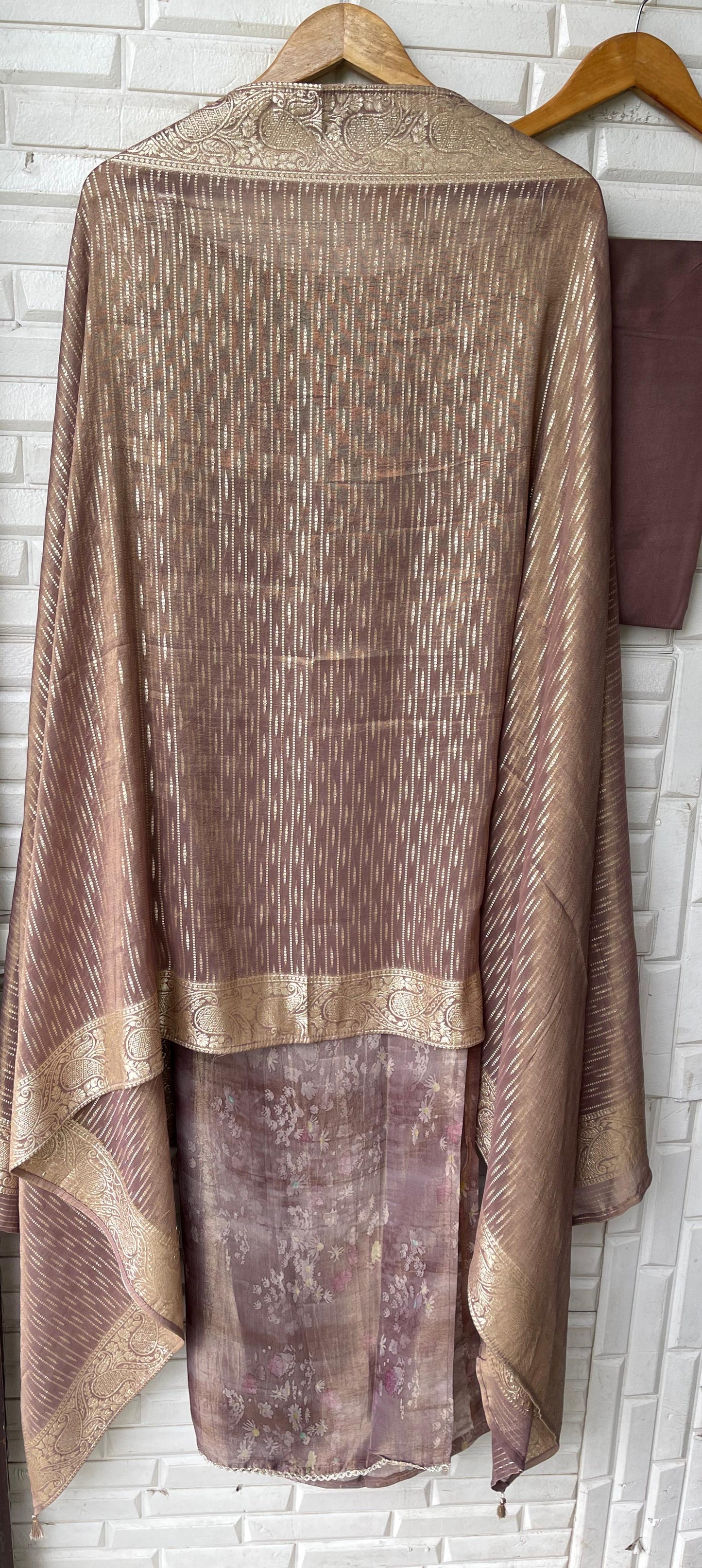 Banarasi shimmer silk unstitched ladies suit Rc17666 (b)