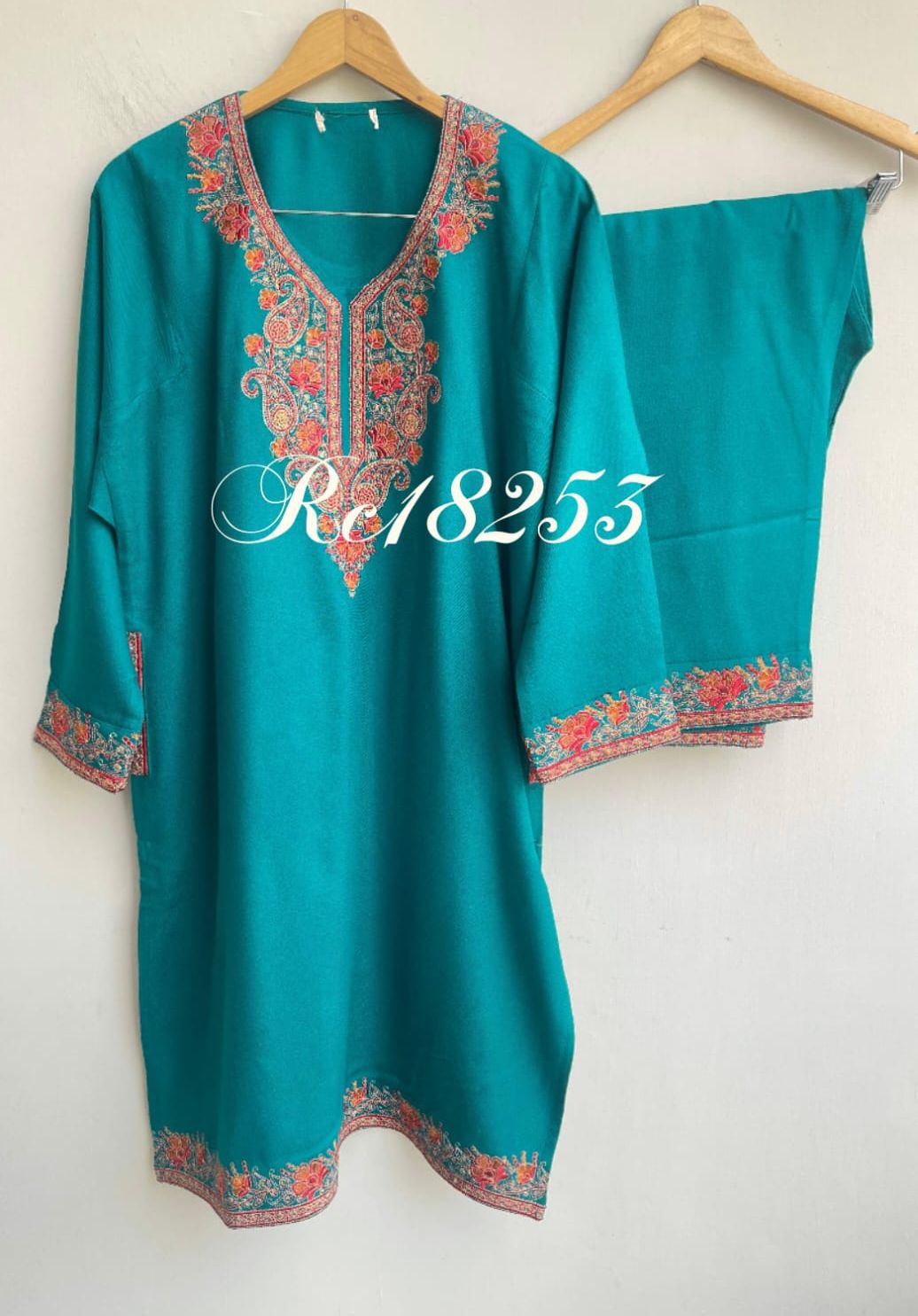Kashmiri readymade woolen pheron kurta Rc18253