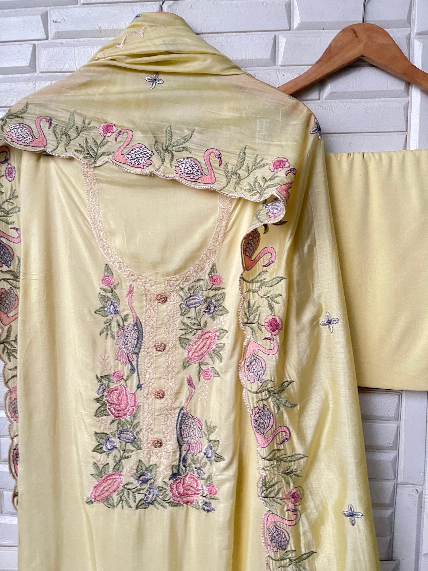 Muslin unstitched ladies suit Rc17461