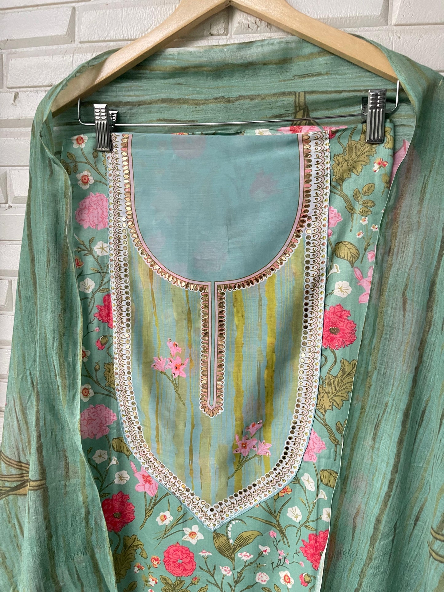 Cotton unstitched ladies suit Rc17449