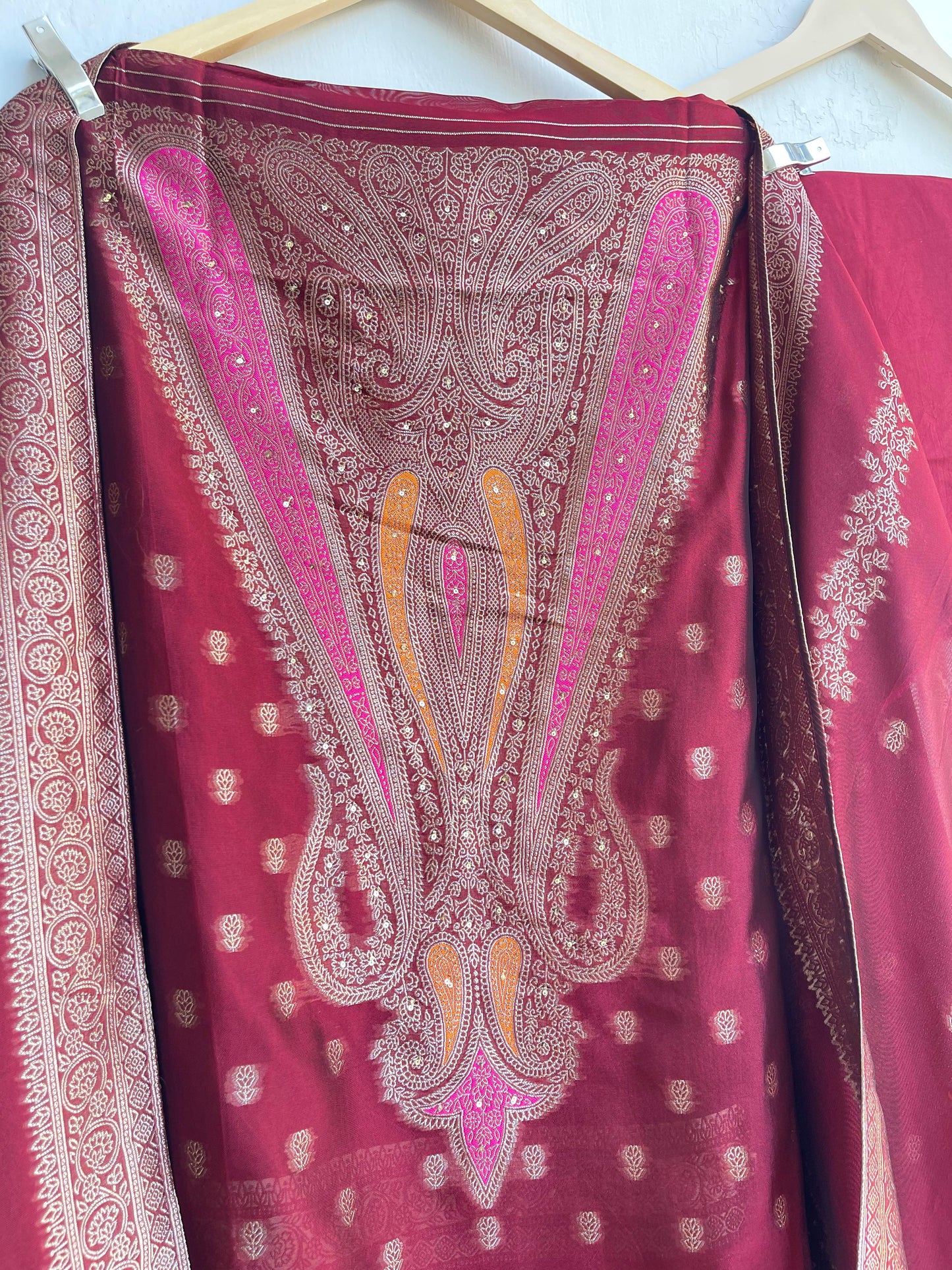 Banarasi silk unstitched ladies suit Rc17878 (c)