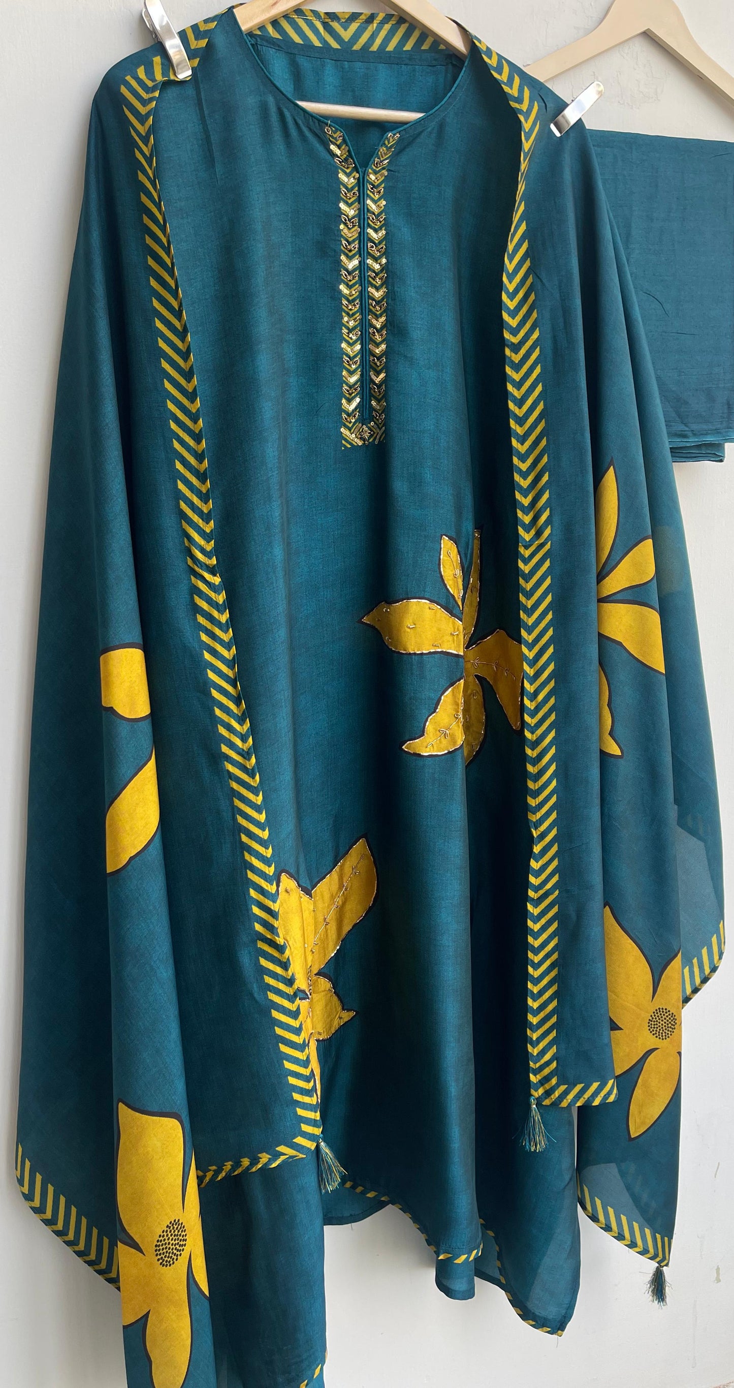 Tassar silk unstitched ladies suit Rc17875