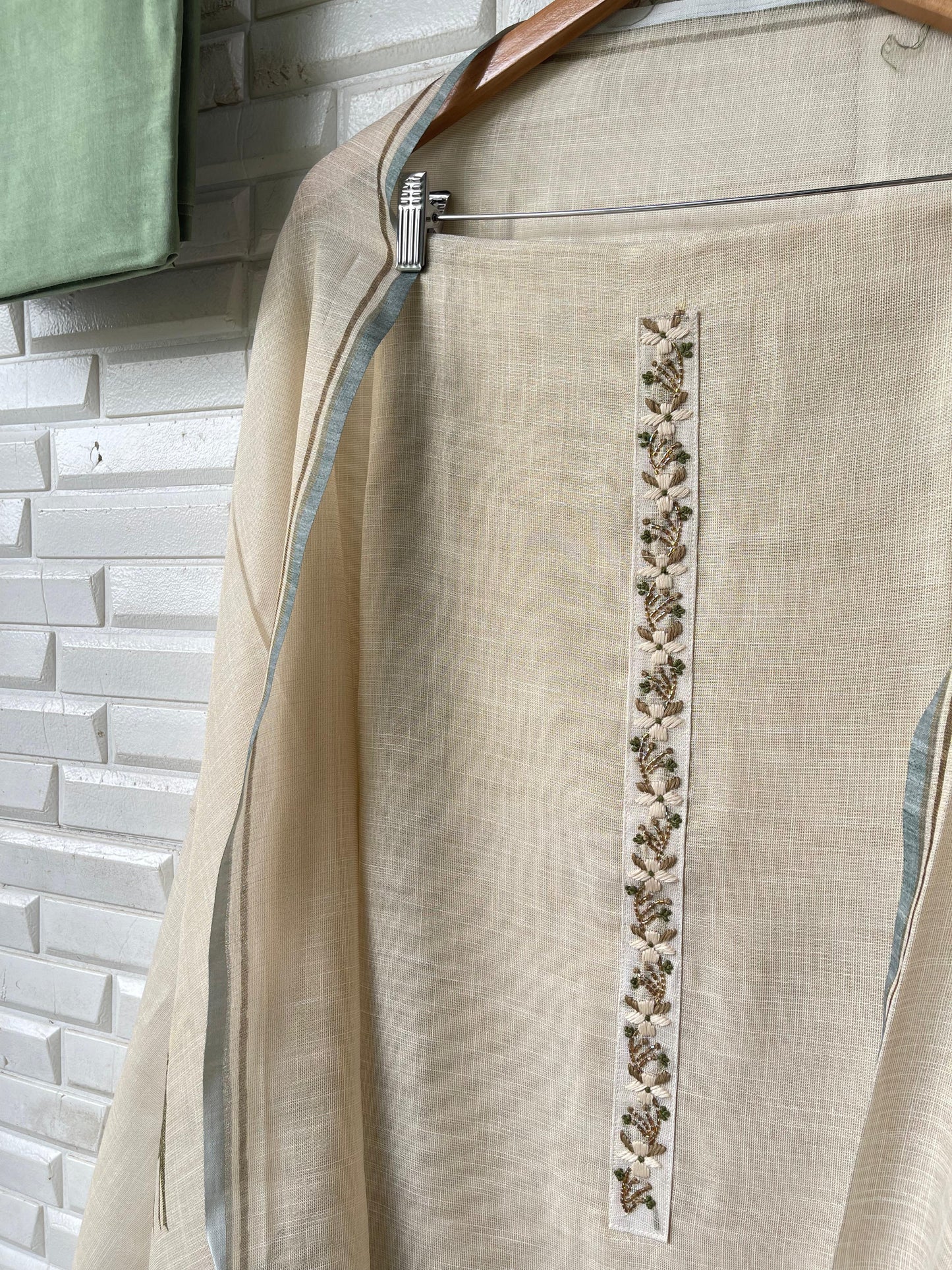 Shimmer linen unstitched ladies suit Rc17285