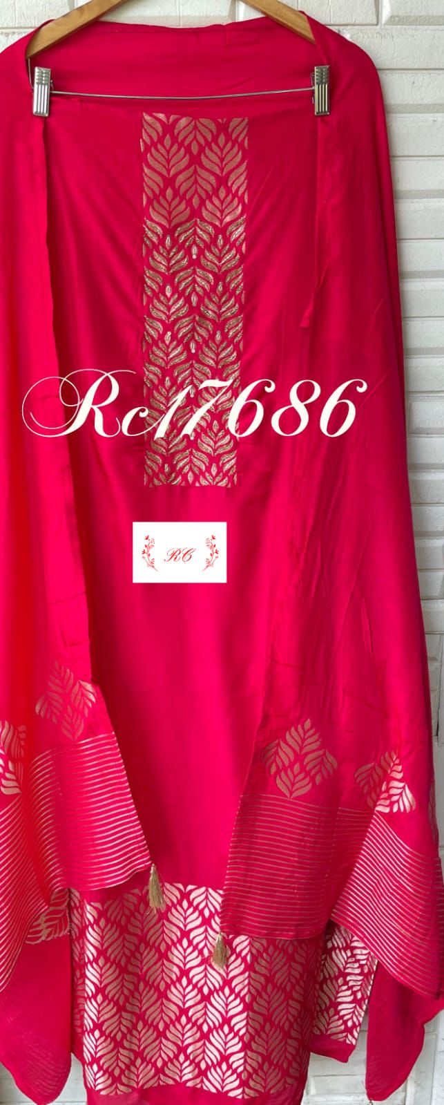 Banarasi silk unstitched ladies suit Rc17686