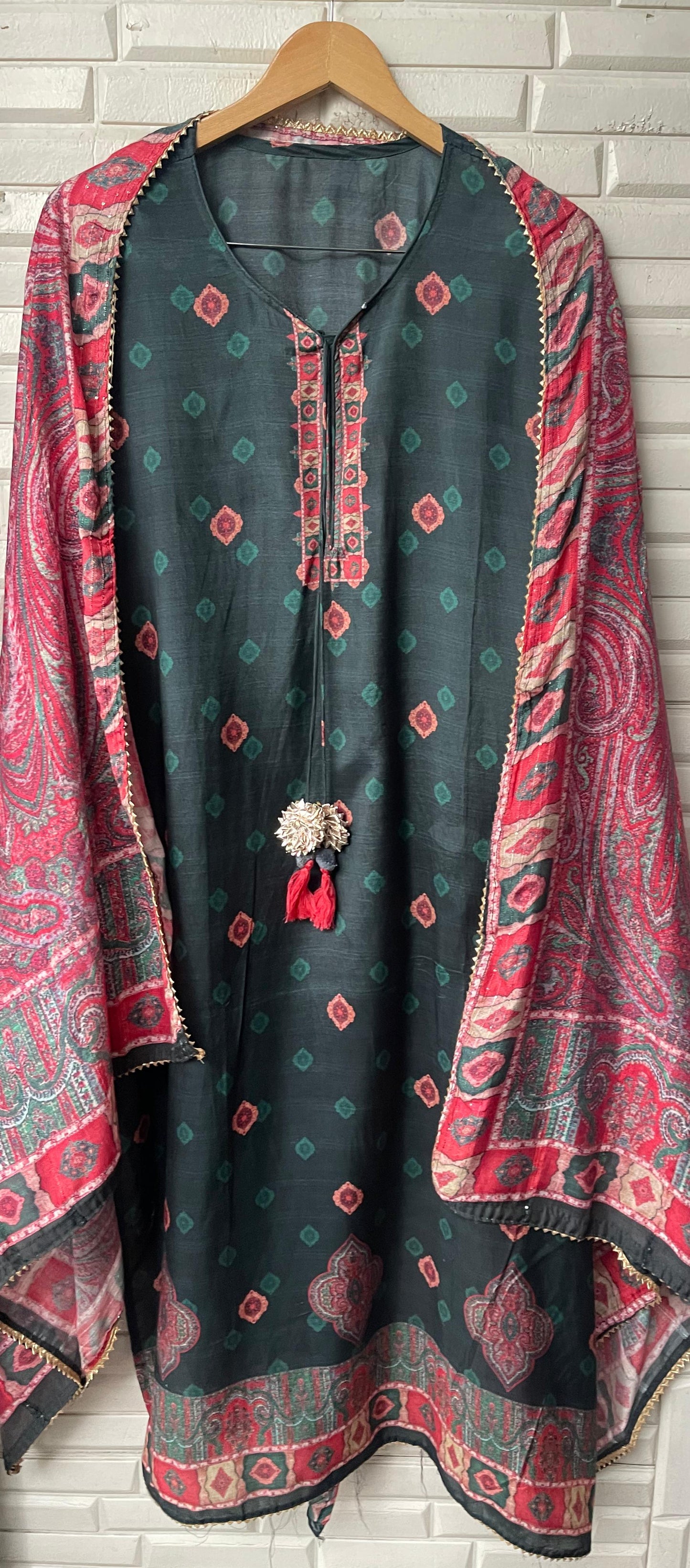 Muslin unstitched ladies suit Rc17468