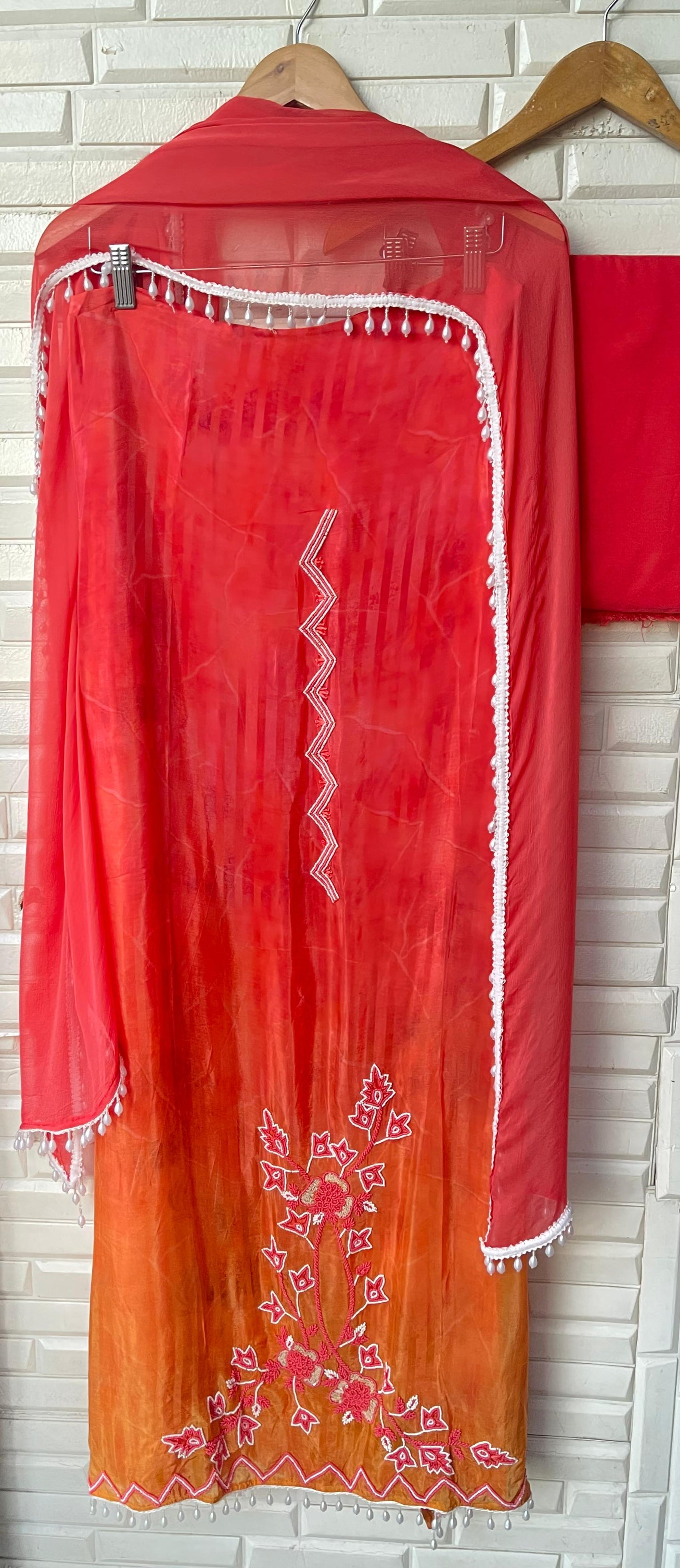 Crape silk unstitched ladies suit Rc17834