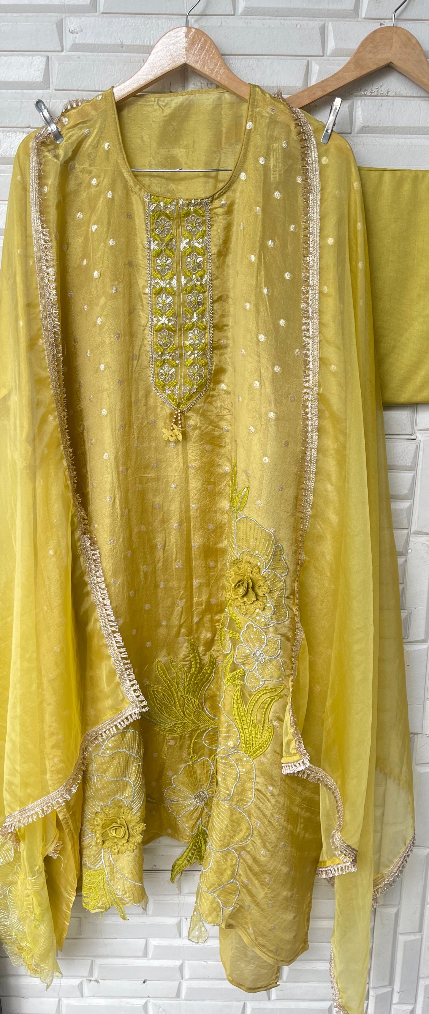 Shimmer banarasi silk unstitched ladies suit Rc17568 (b)