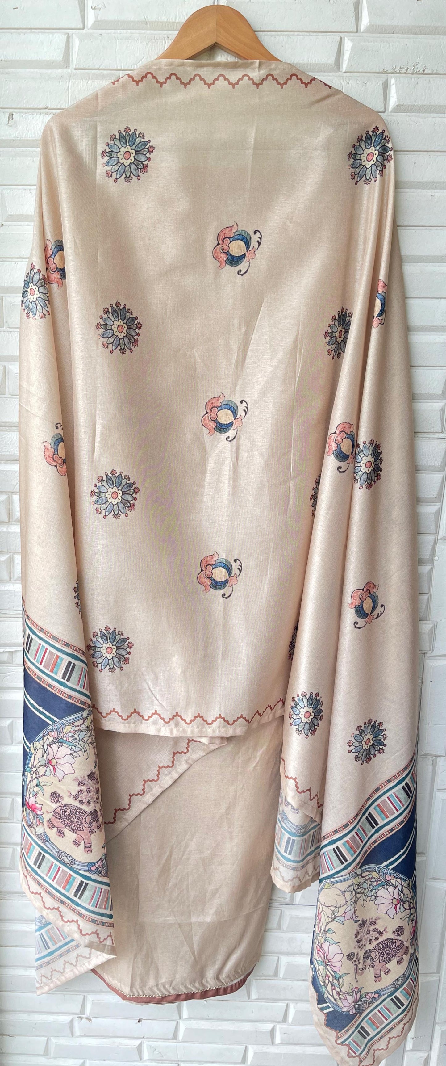 Tasser silk unstitched ladies suit Rc17522