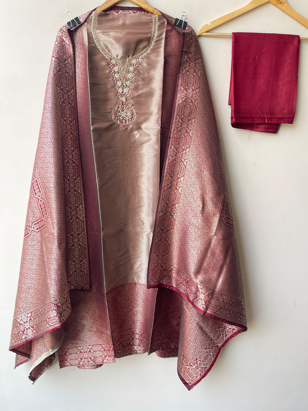 Shimmer Giraffe Silk woven unstitched ladies suit