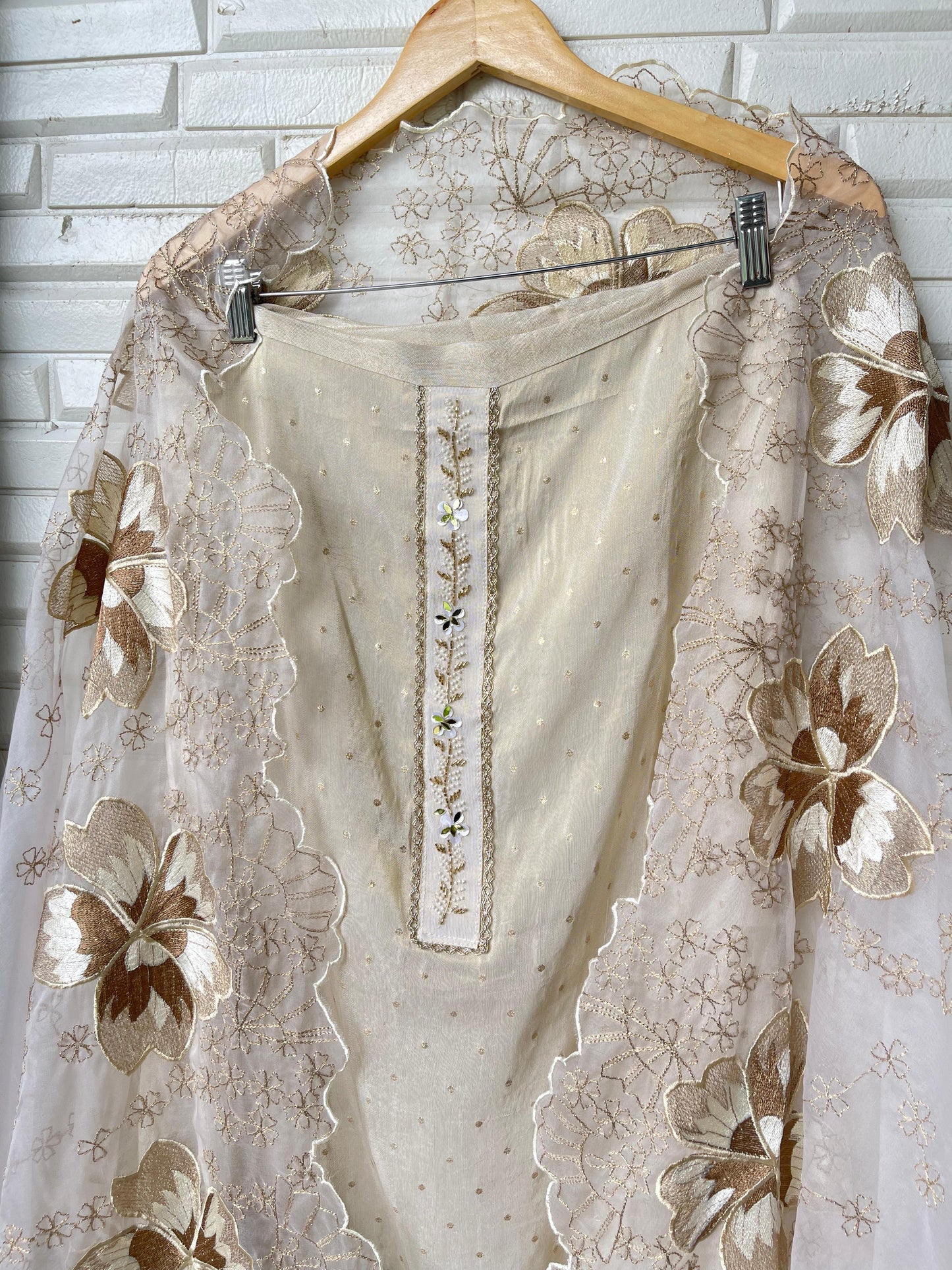 Shimmer silk unstitched ladies suit Rc17338