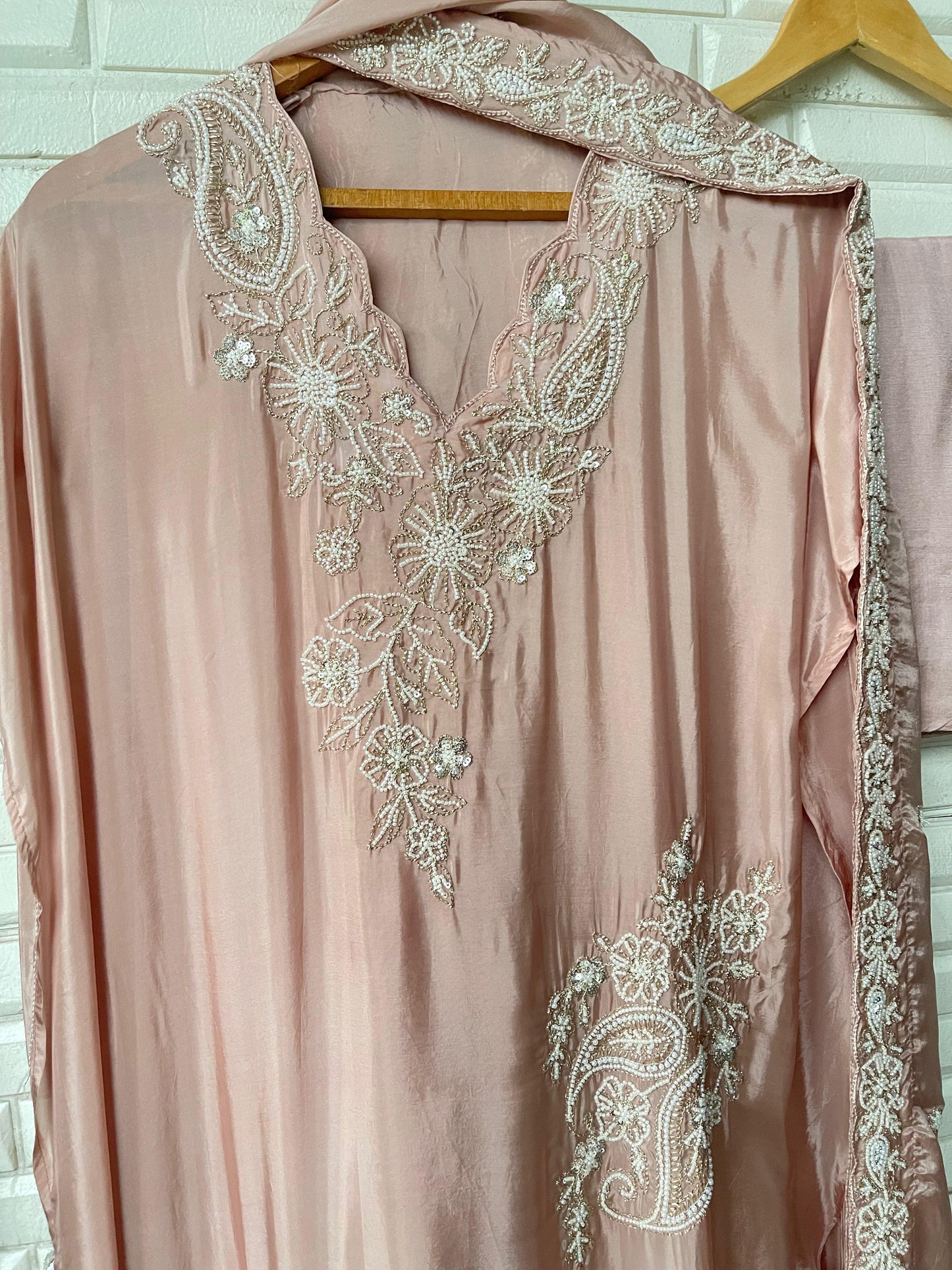 Muslin silk unstitched ladies suit Rc17620