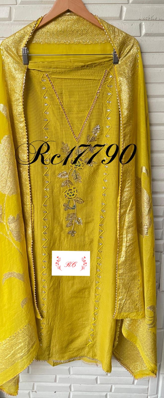 Banarasi shimmer silk unstitched ladies suit Rc17790