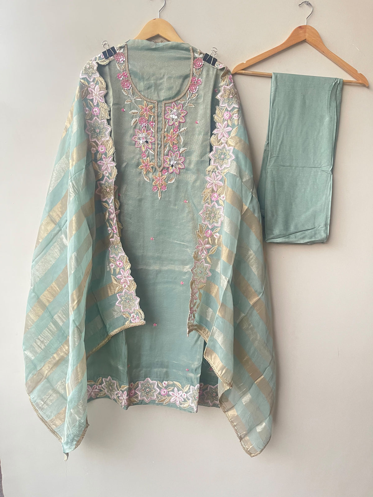 Designer Shimmer Organza Embroidered Unstitched 3pcs Suit Set