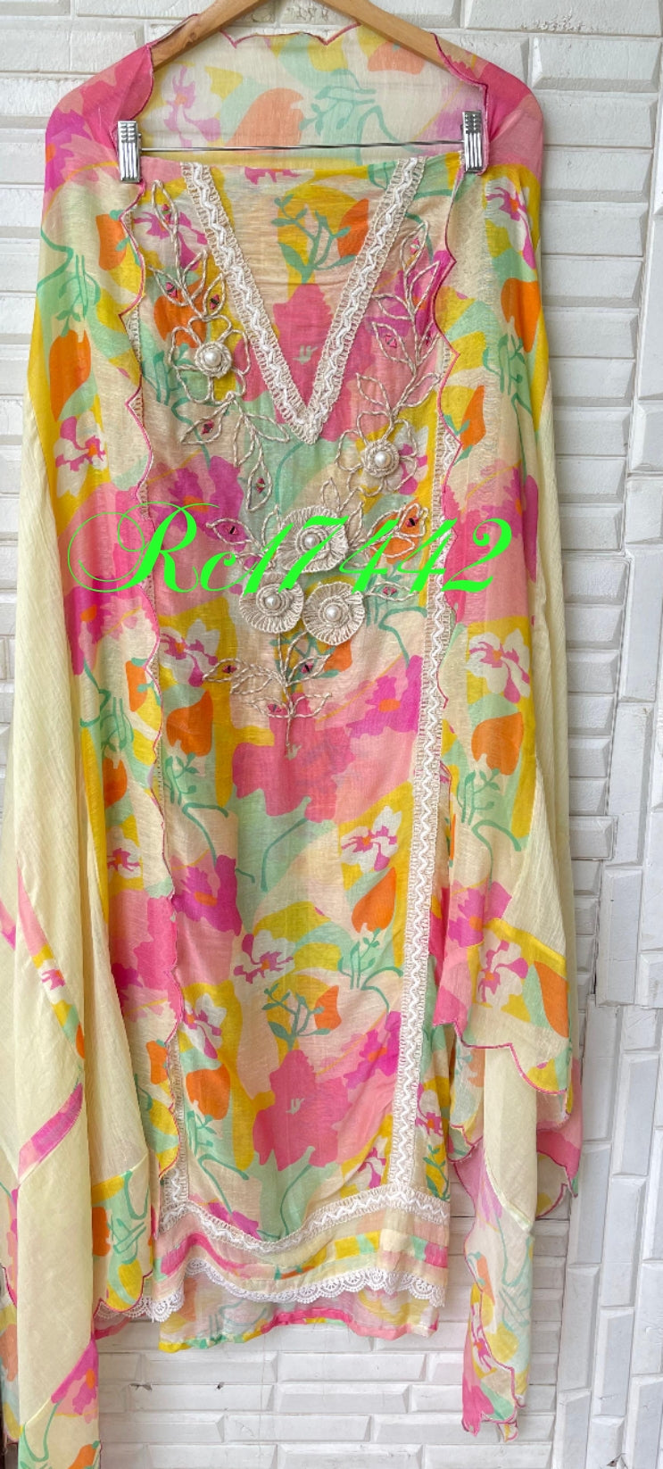 Linen unstitched ladies suit Rc17442