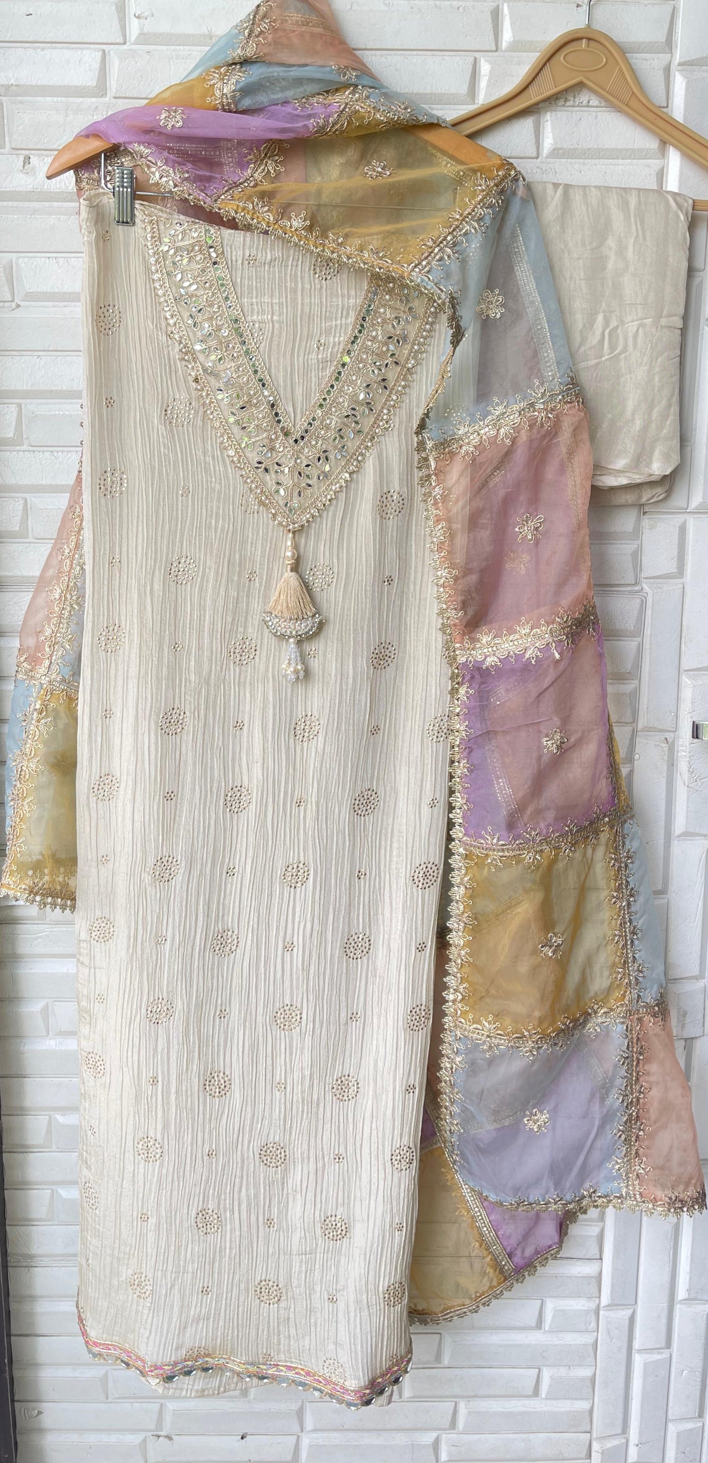 Crushed tissue silk unstitched ladies suit Rc17720