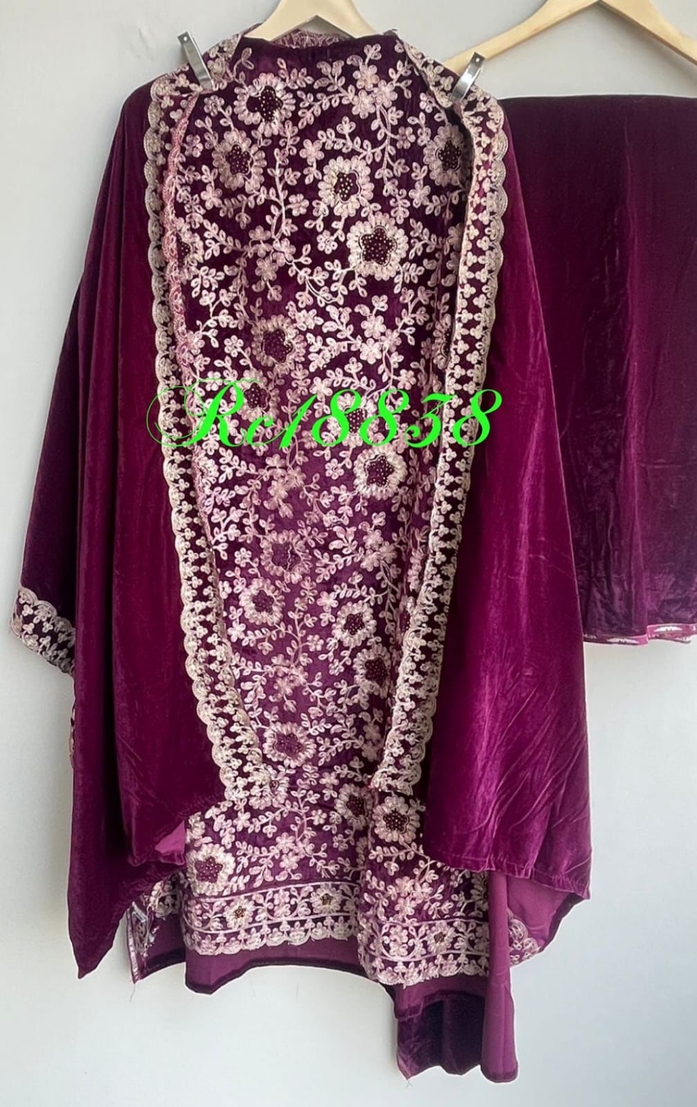 Velvet embroidered unstitched ladies suit Rc18838