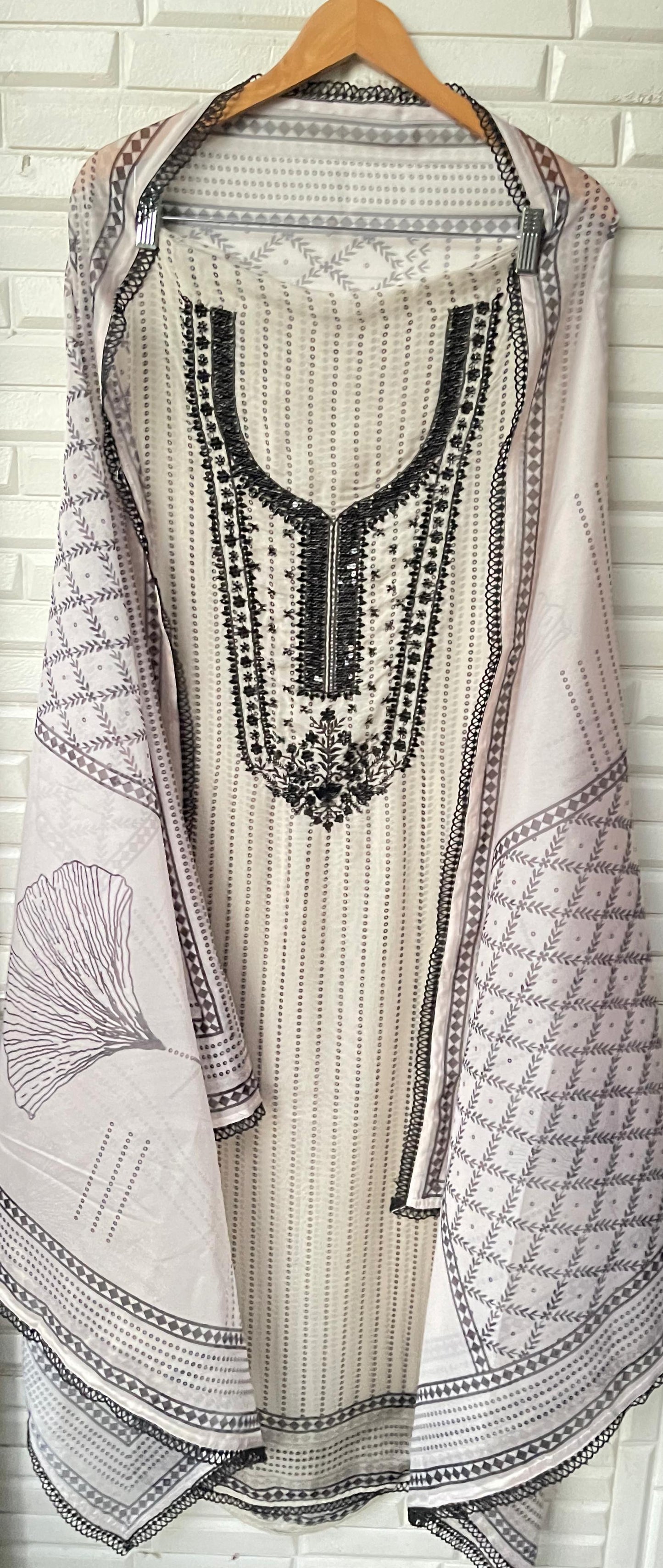 Organza unstitched ladies suit Rc17514 (b)