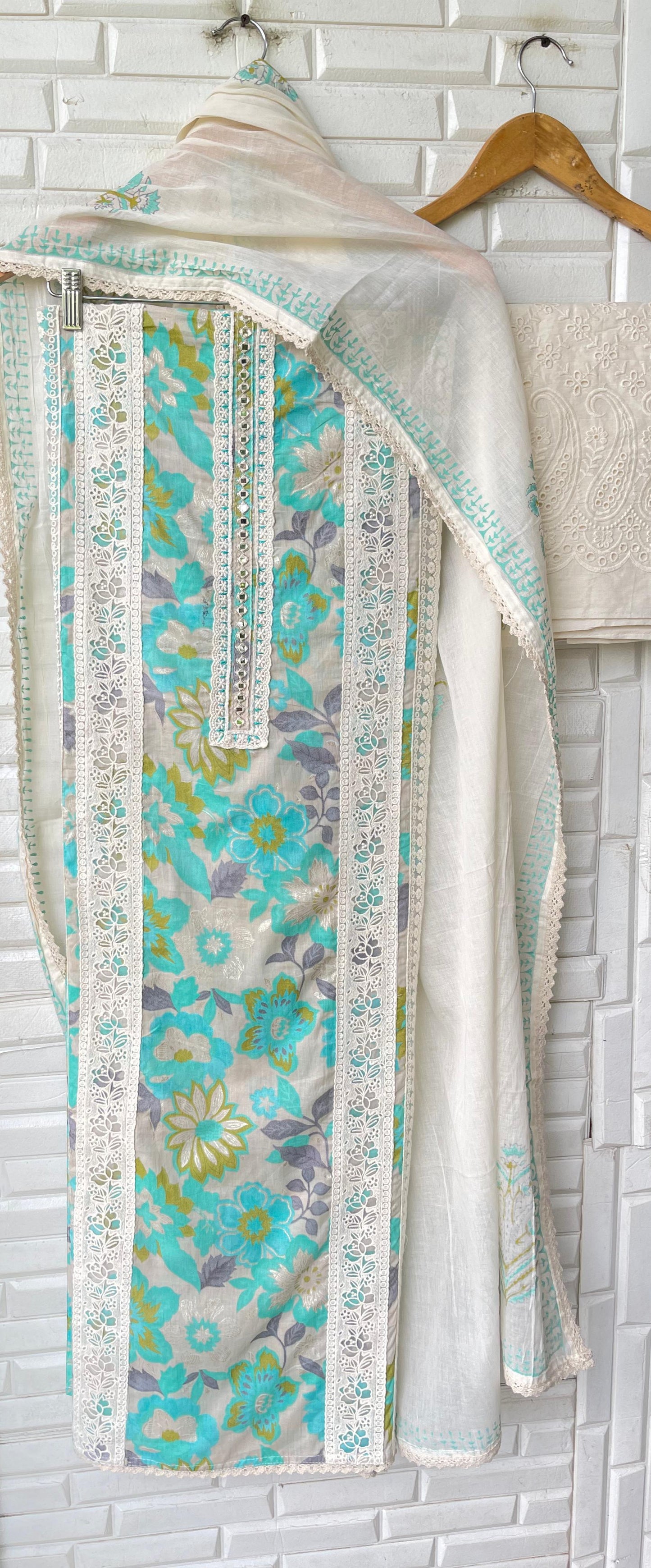 Cotton unstitched ladies suit Rc17423