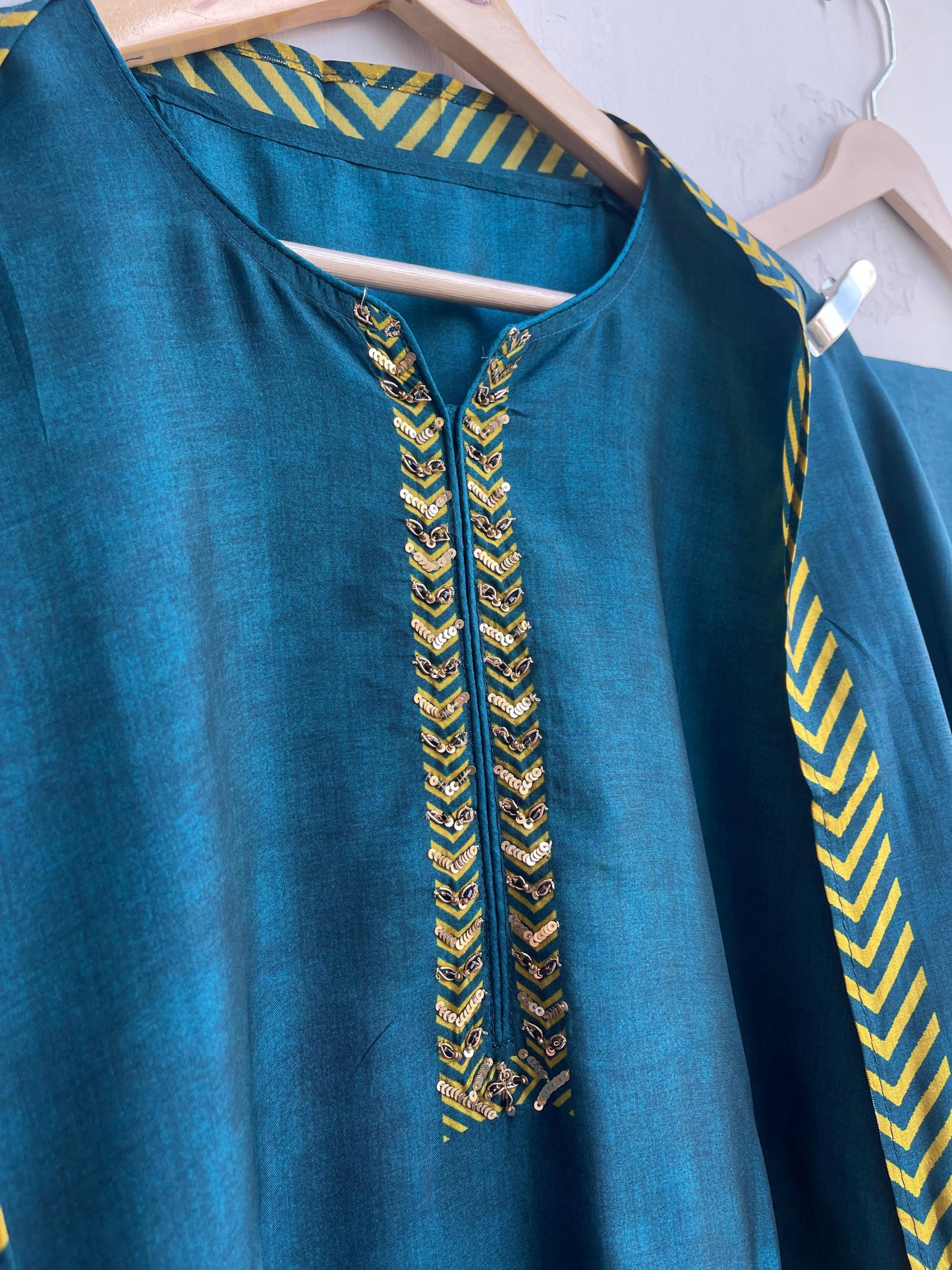 Tassar silk unstitched ladies suit Rc17875