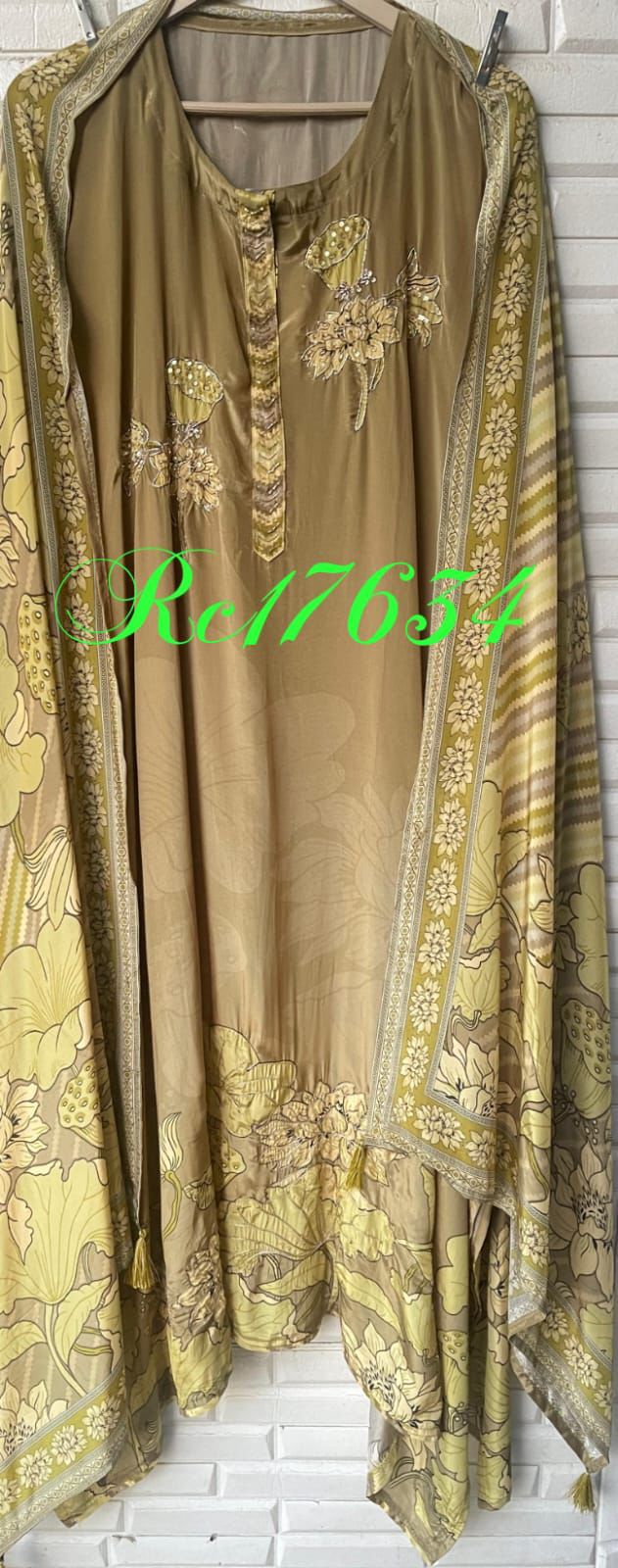 Crepe silk unstitched ladies suit Rc17634