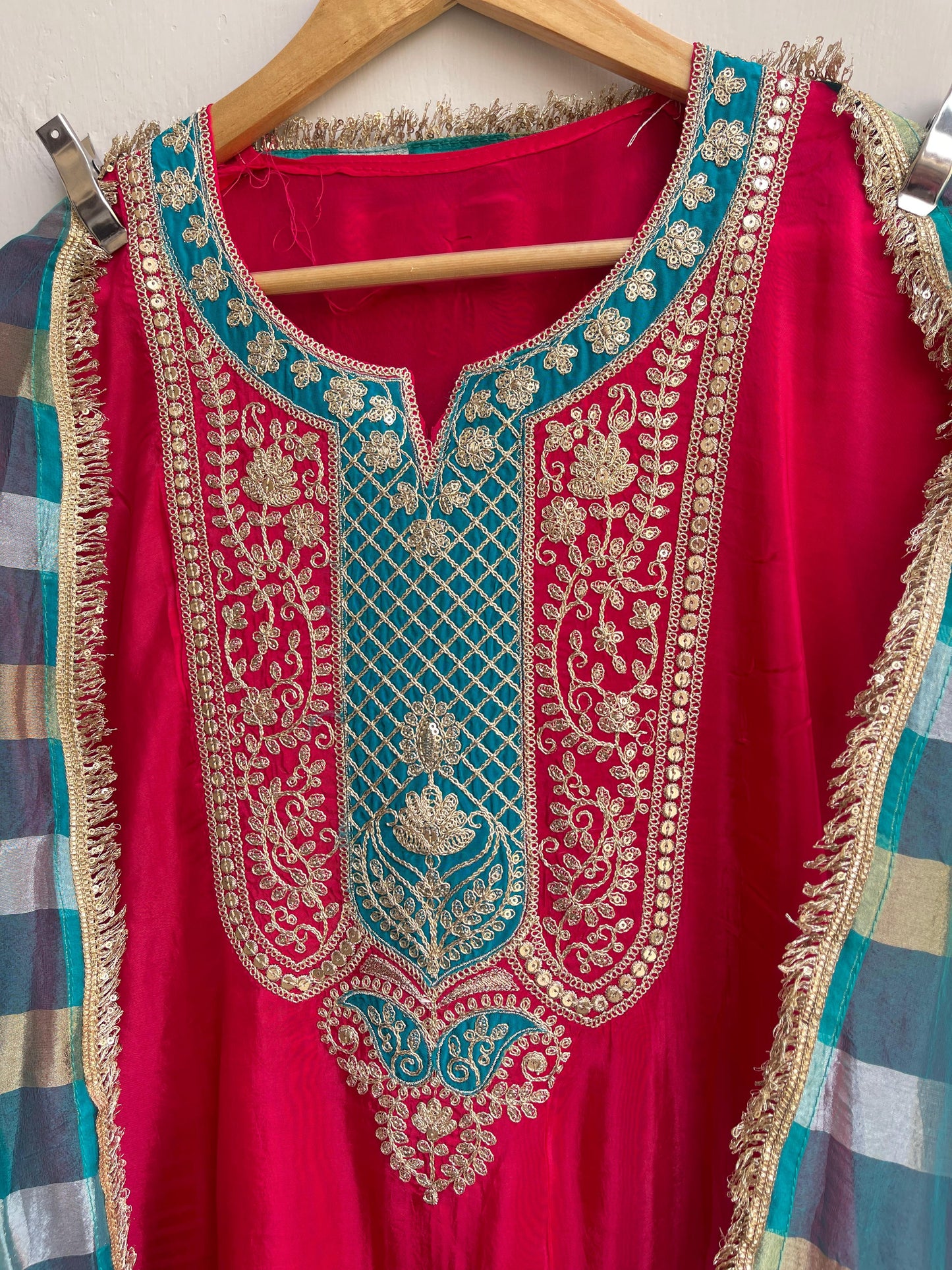 Silk fabric unstitched ladies suit Rc17931 (b)