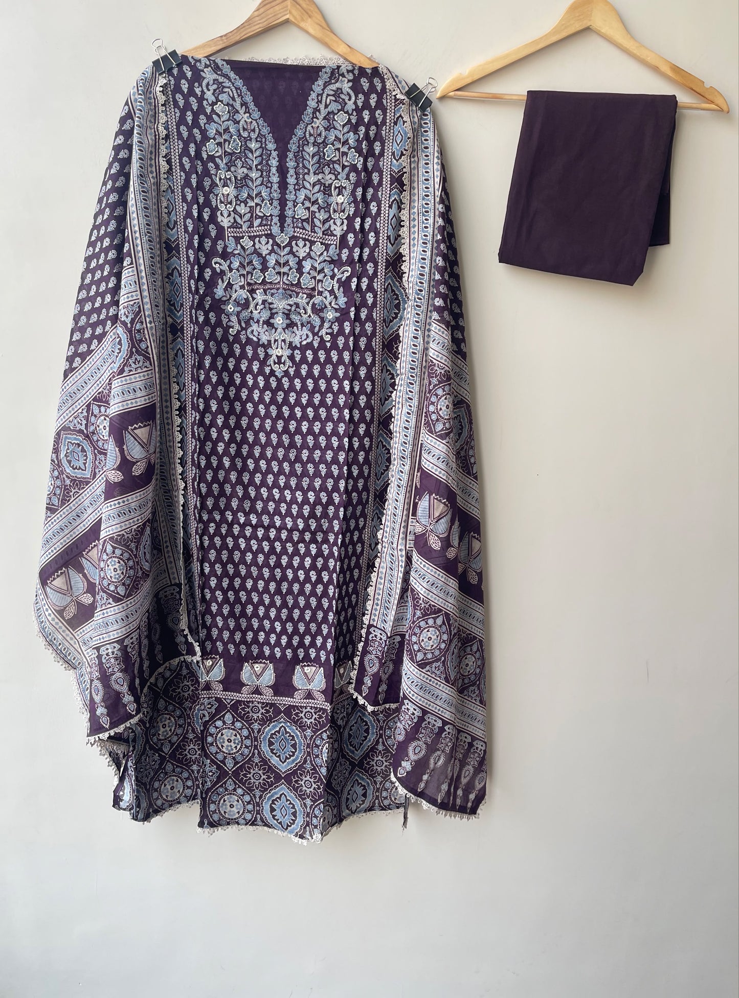 Mul cotton printed unstitched ladies suit Rc18983