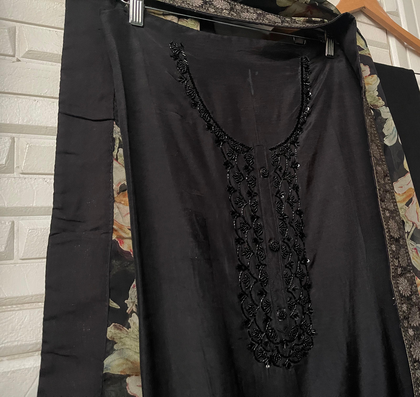 Muslin silk unstitched ladies suit Rc17471