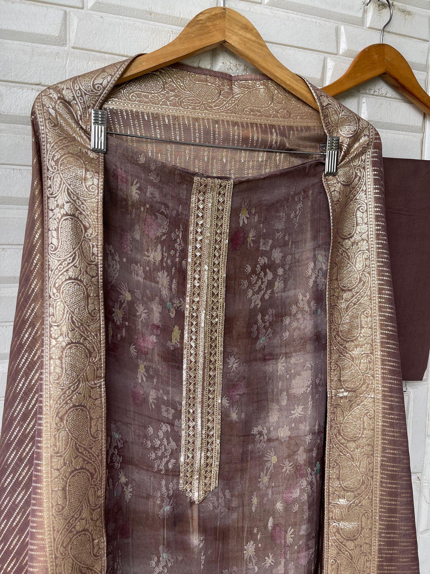 Banarasi shimmer silk unstitched ladies suit Rc17666 (b)