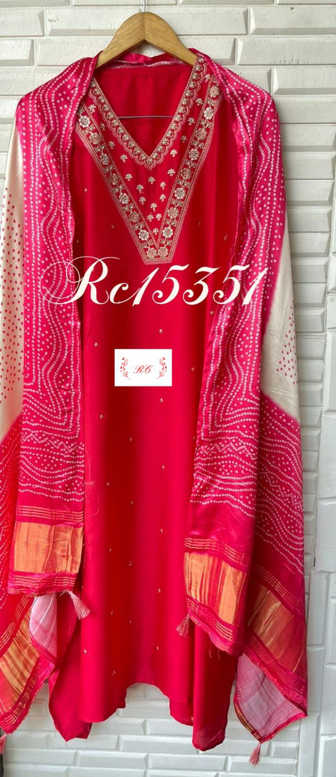Silk unstitched ladies suit Rc15351
