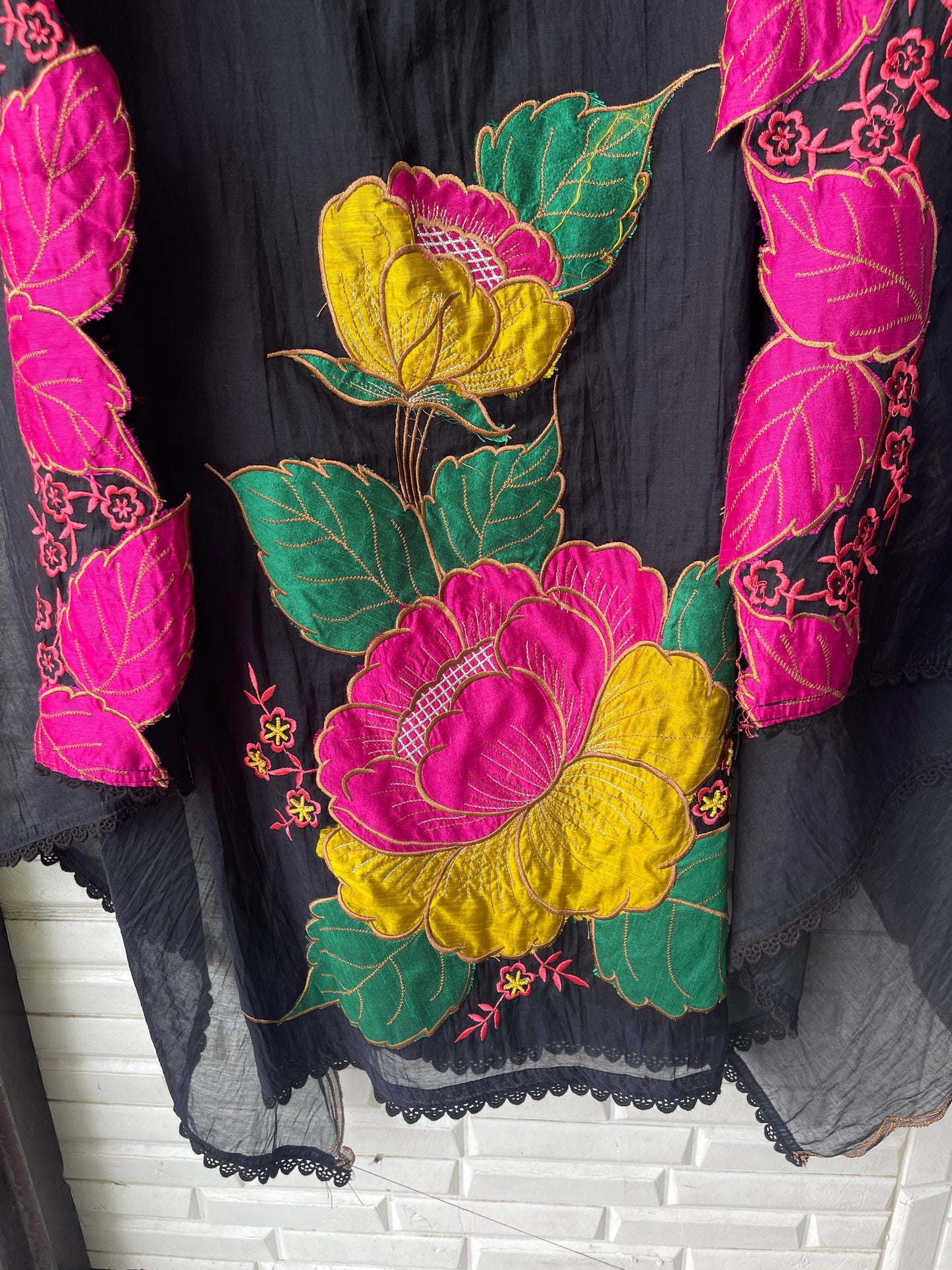 Mul chanderi unstitched ladies suit Rc17409 (a)